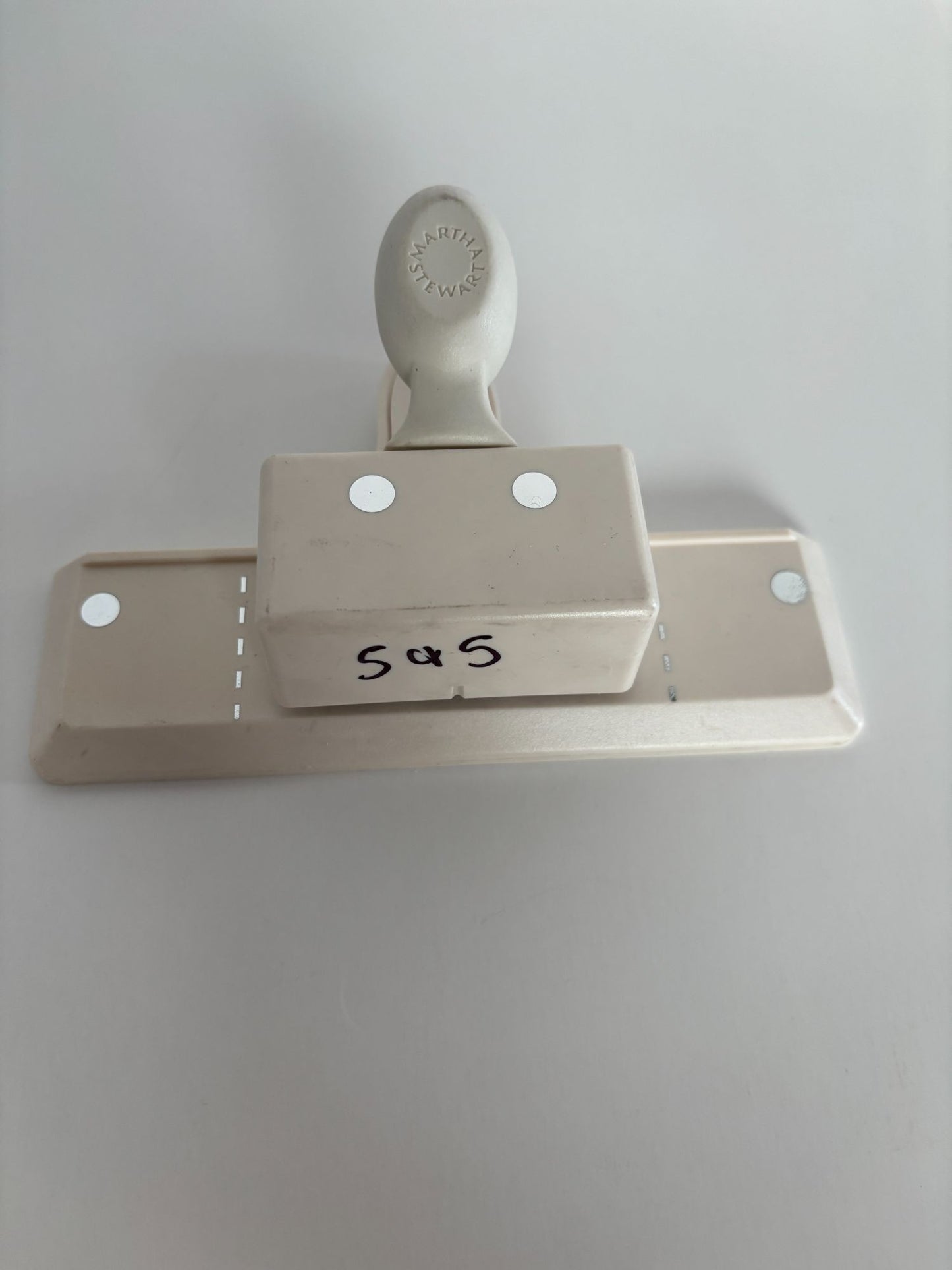 Martha Stewart Paper Punch Storage Binder Hole Double Dots Edge Border Threader