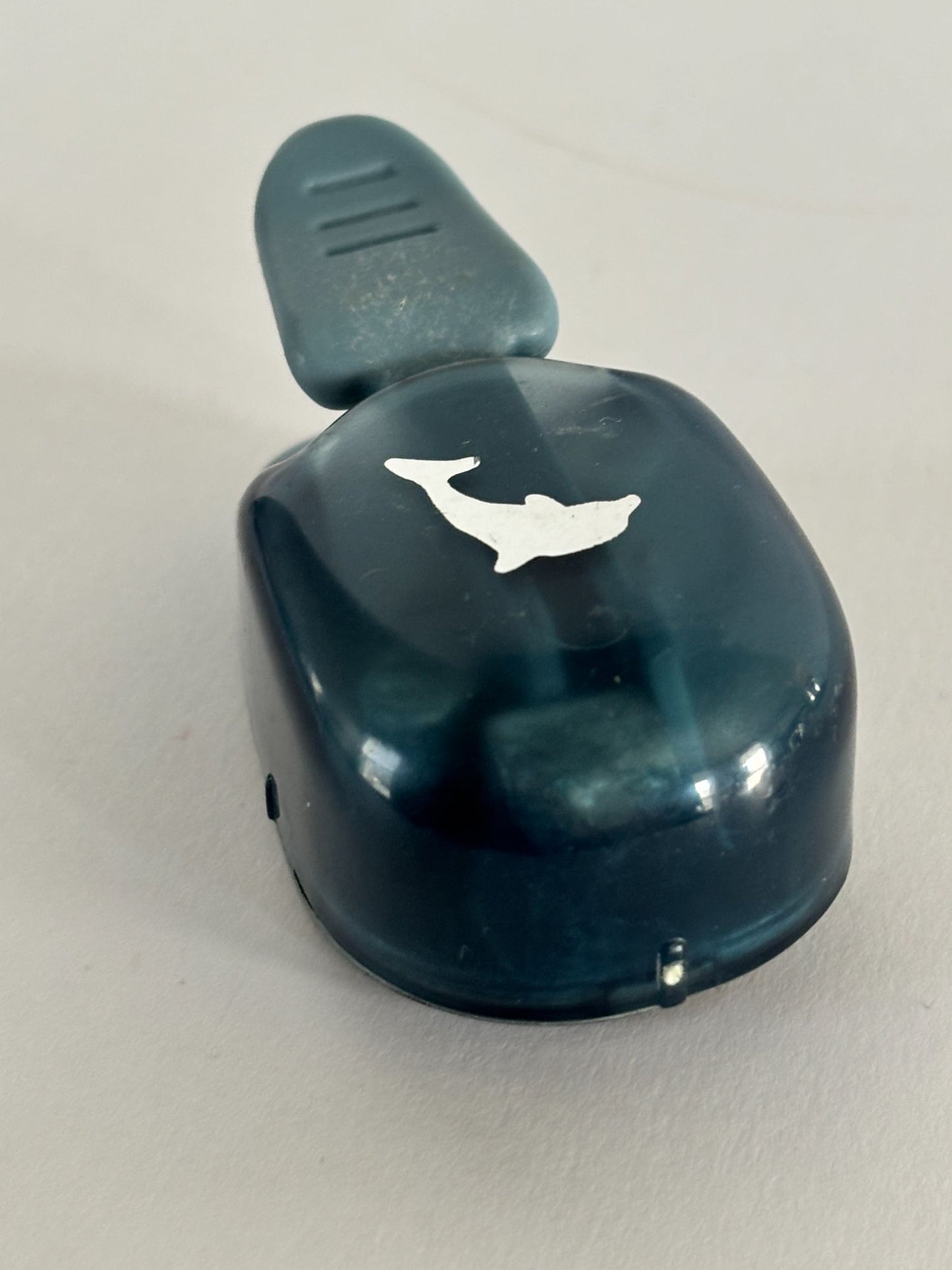 EK Success Paper Punch Dolphin Shape Sea Animal Beach Ocean Card Making 5/8 inch