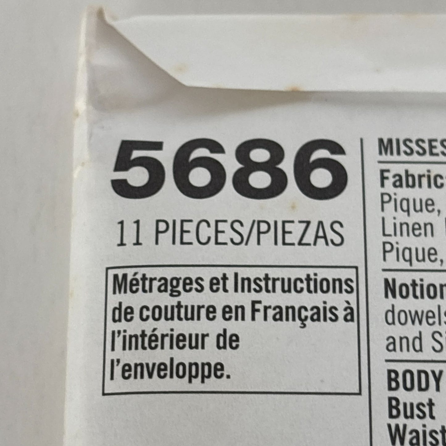 Simplicity Sewing Pattern 5686: Misses' Skirt, Pants, Shorts and Bag