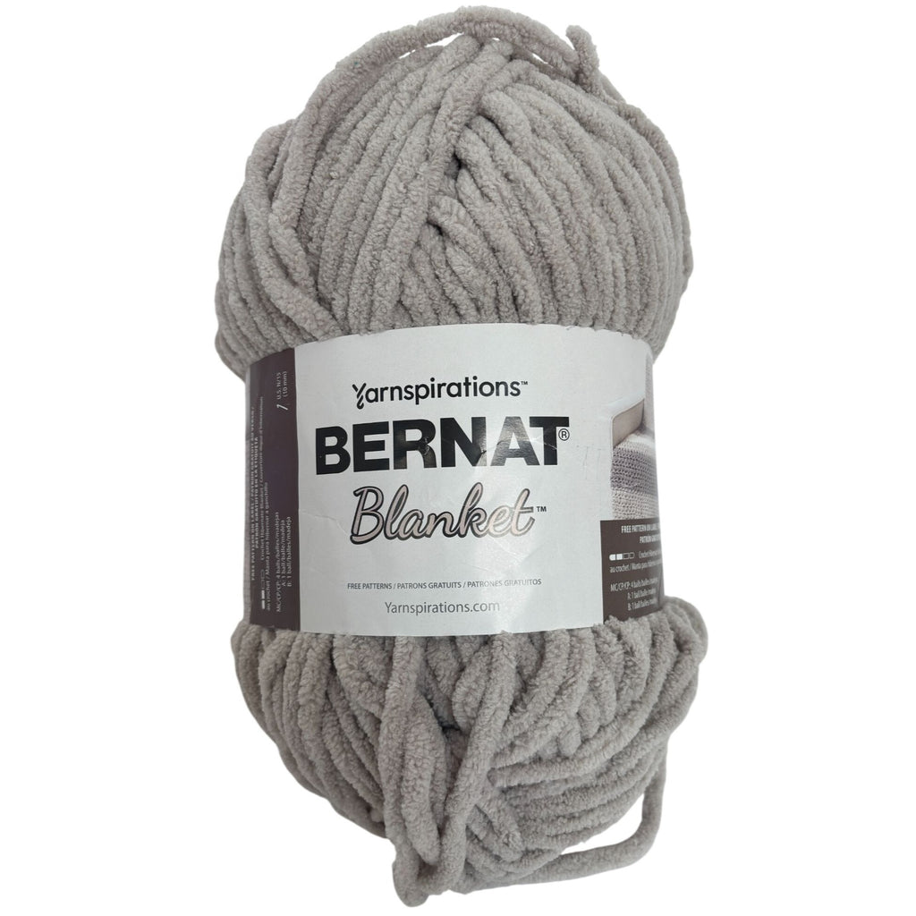 Bernat Blanket Yarn Skein Super Bulky Sea Gull Gray Soft Plush Knitting Crochet 10.5oz