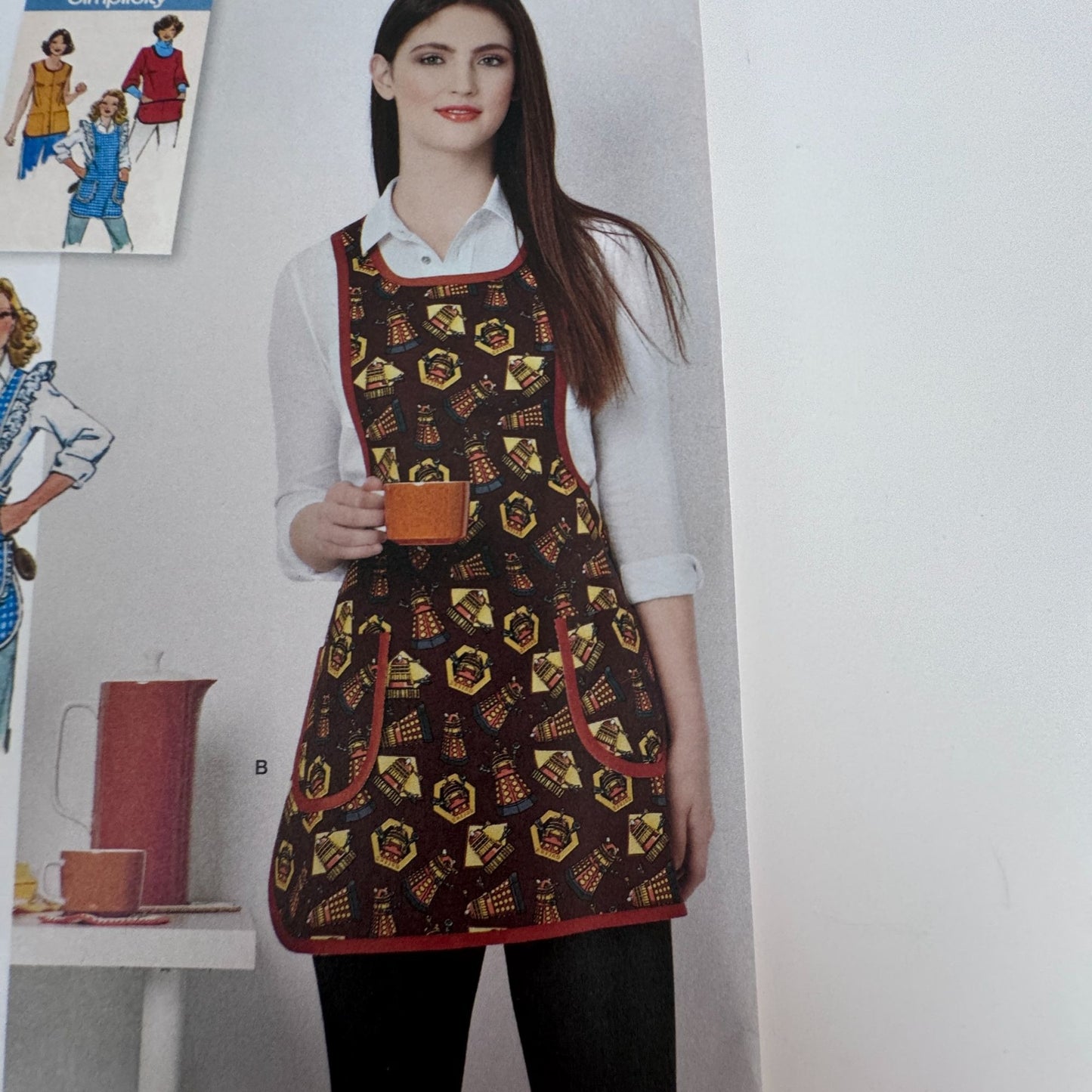 Simplicity Sewing Pattern 8152 Apron Retro 70s Style Kitchen Cooking Retro XS-L Uncut