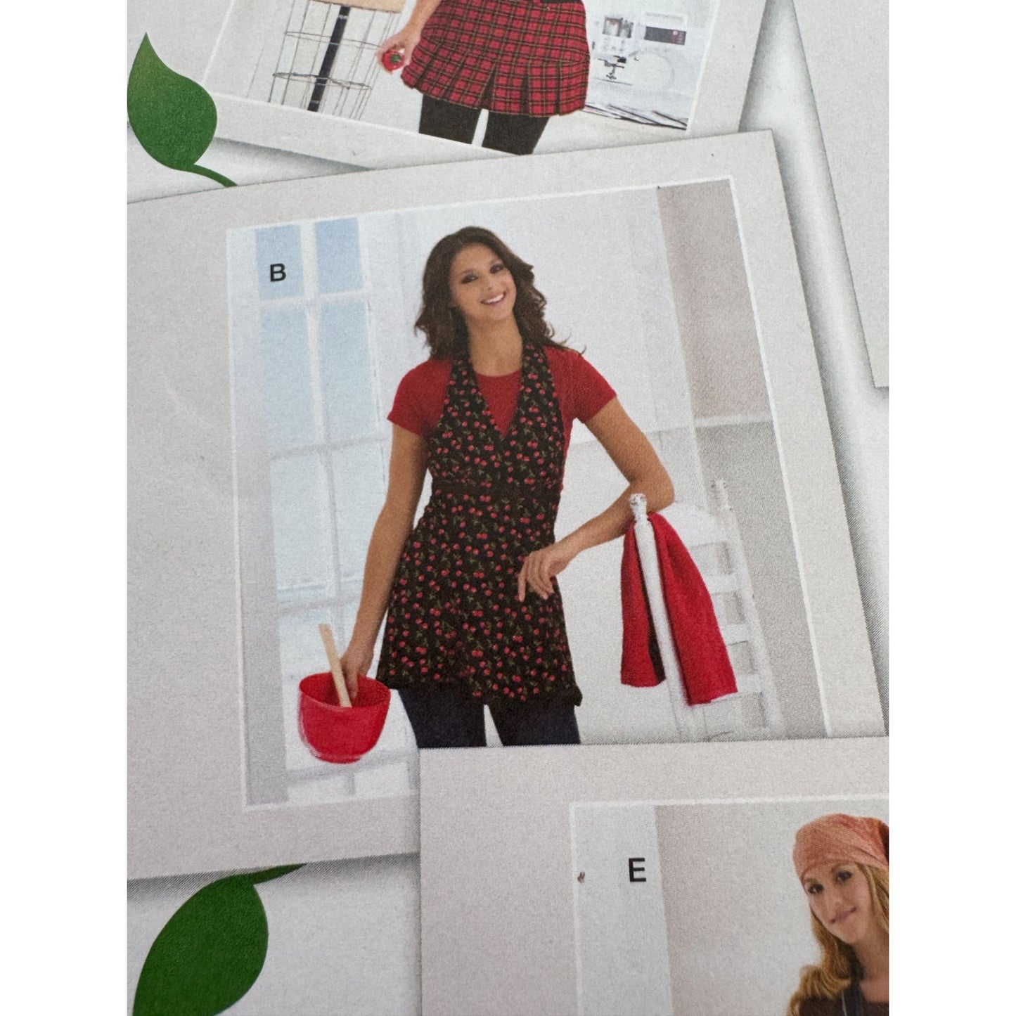 Simplicity Sewing Pattern 2682 Aprons Go Green Recycled Jeans Denim S M L XL UC