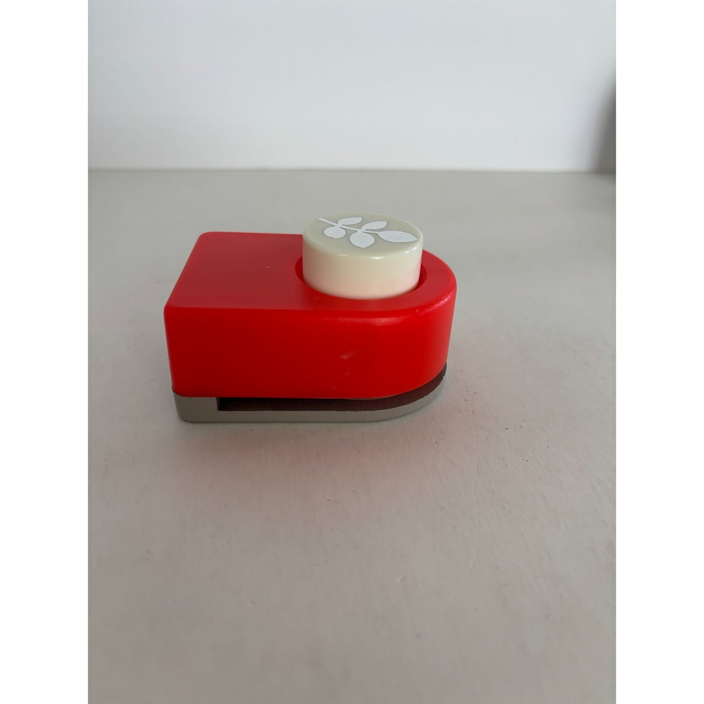 Ash Leaf Paper Punch Nature Spring Garden Leaf 1.25 Inch Card Making Craft Art