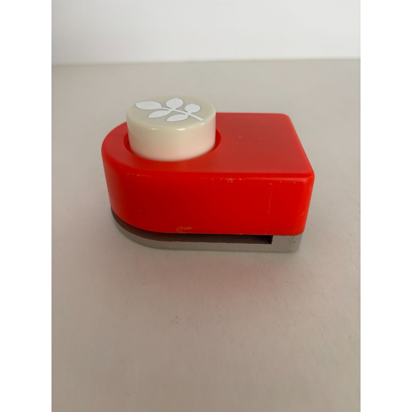 Ash Leaf Paper Punch Nature Spring Garden Leaf 1.25 Inch Card Making Craft Art