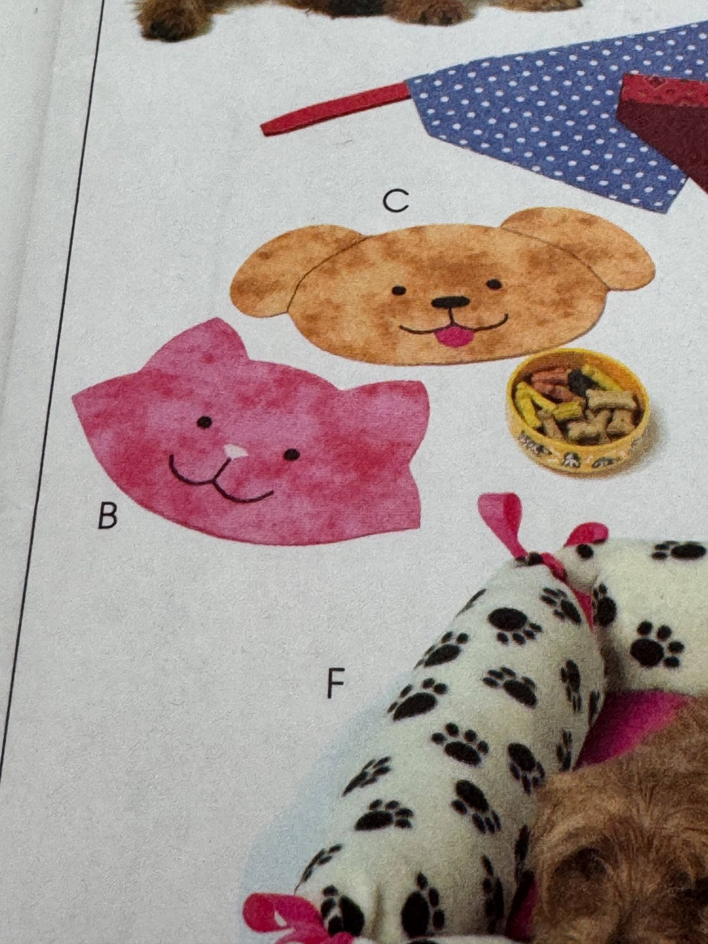 McCalls Sewing Pattern M5016 Crafts Pet Bed Neckerchief Placemat Bone Pillow UC