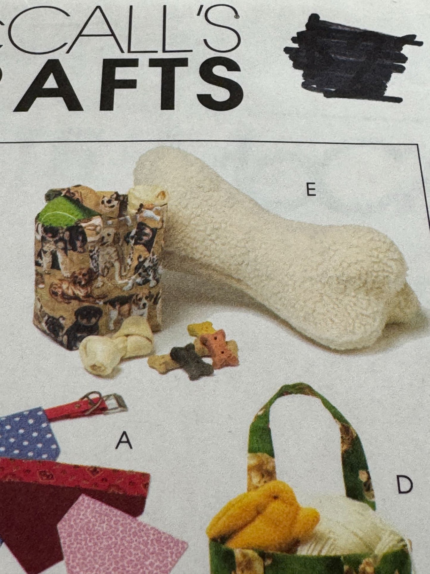 McCalls Sewing Pattern M5016 Crafts Pet Bed Neckerchief Placemat Bone Pillow UC