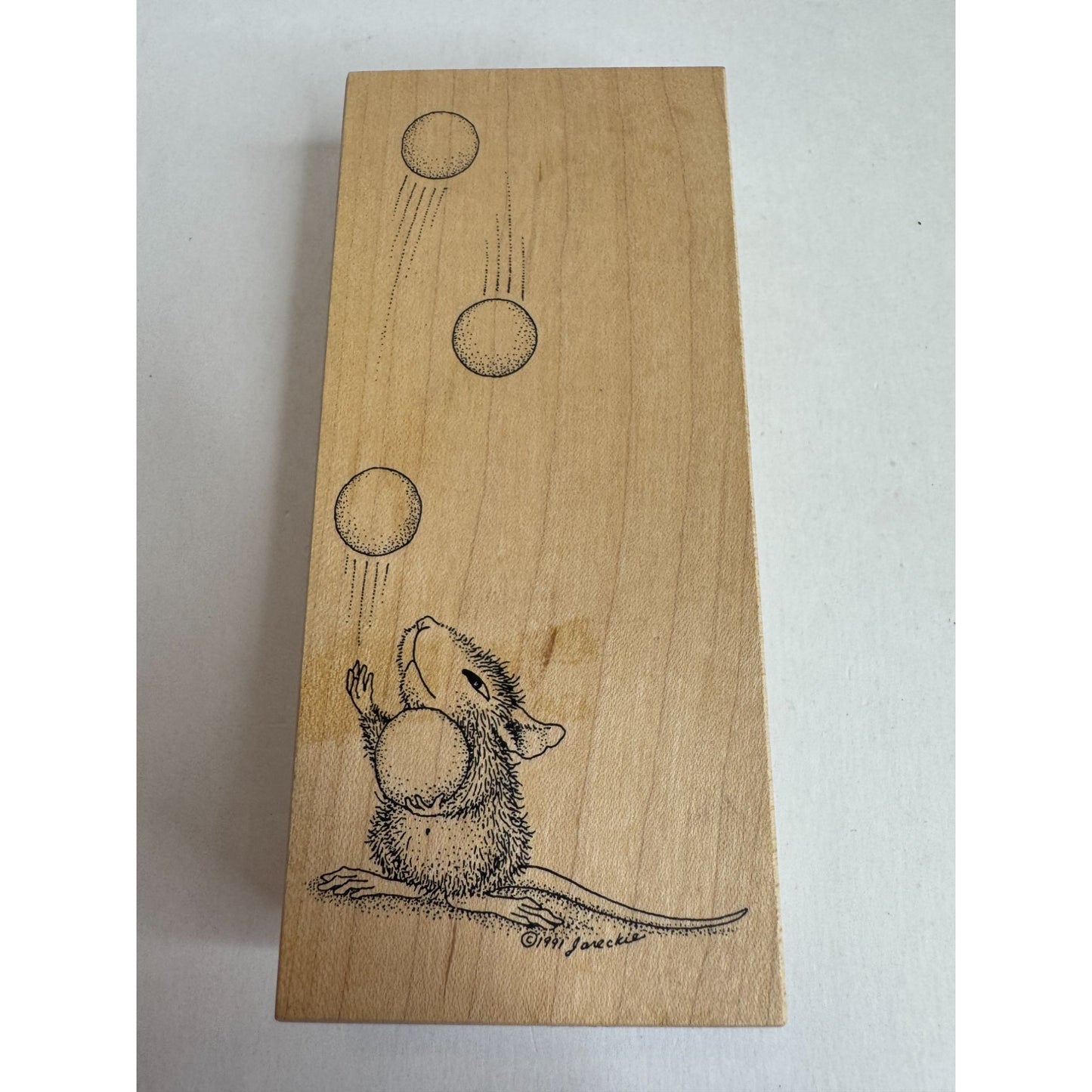 Stampa Rosa Wood Rubber Stamp House Mouse Mudpie Juggles Juggling Balls Animal
