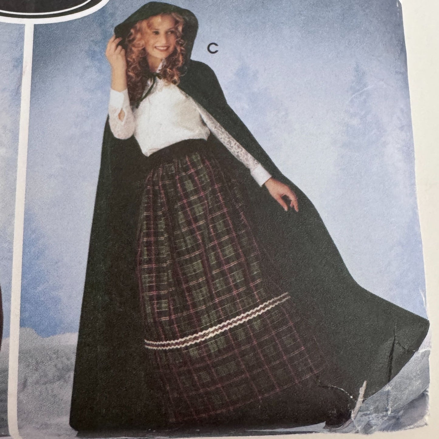 Simplicity Sewing Pattern 5794 Misses Costume Cape Cloak Fantasy Hooded 6-20 Uncut Halloween