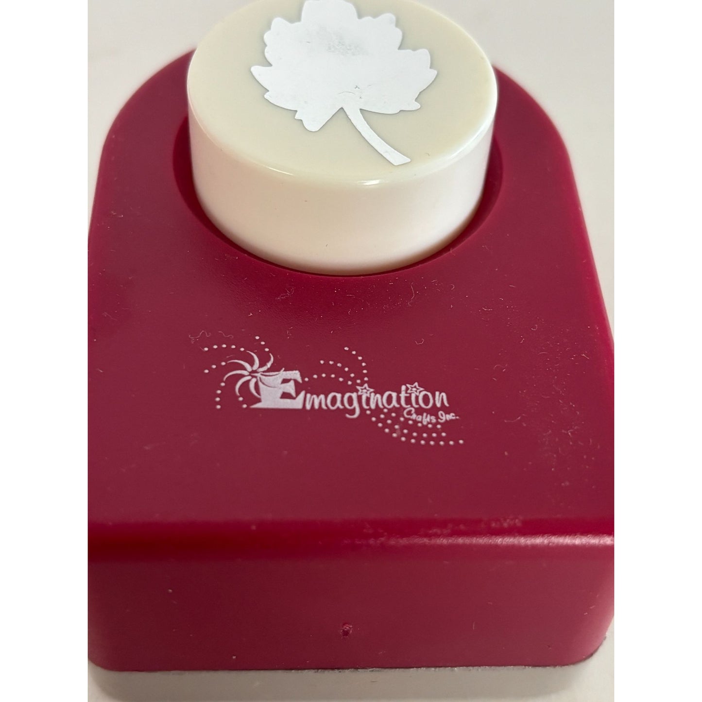 Emagination Paper Punch Leaf Nature Fall Autumn Leaves 1.25 Inch Card Making Art