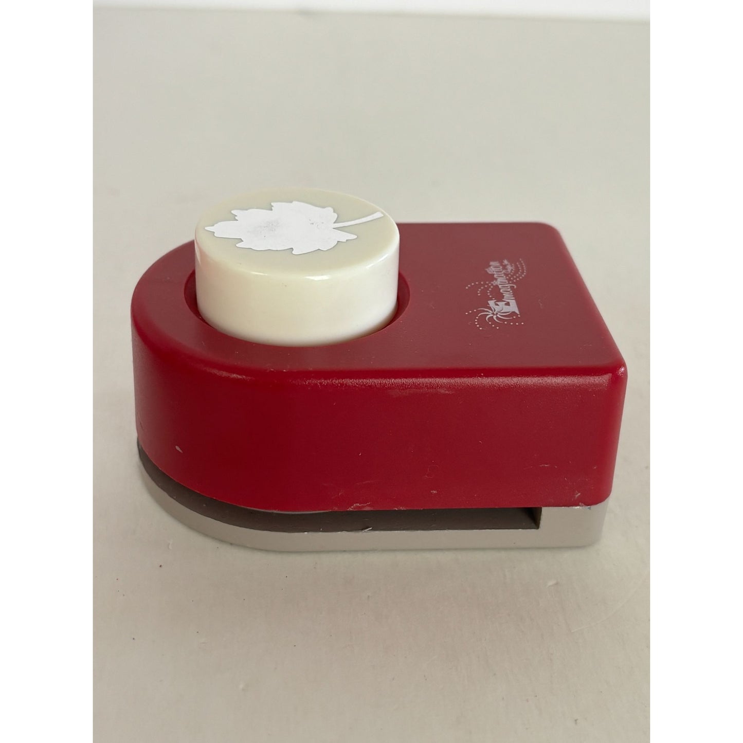 Emagination Paper Punch Leaf Nature Fall Autumn Leaves 1.25 Inch Card Making Art