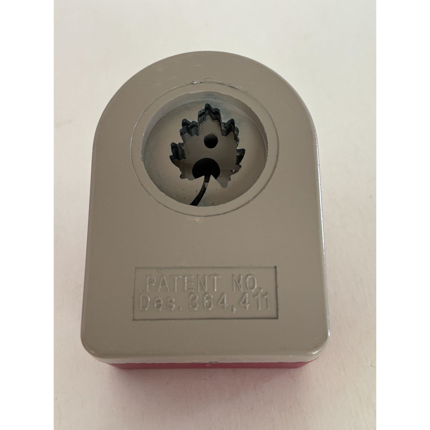 Emagination Paper Punch Leaf Nature Fall Autumn Leaves 1.25 Inch Card Making Art