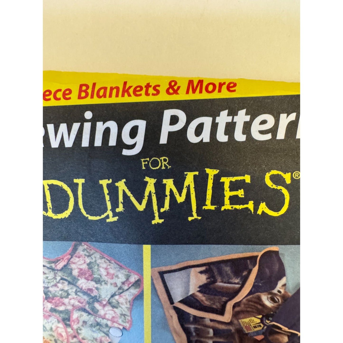 Simplicity Sewing Pattern 4745 Fleece Pillow in a Quilt Blanket Carry Bags Uncut