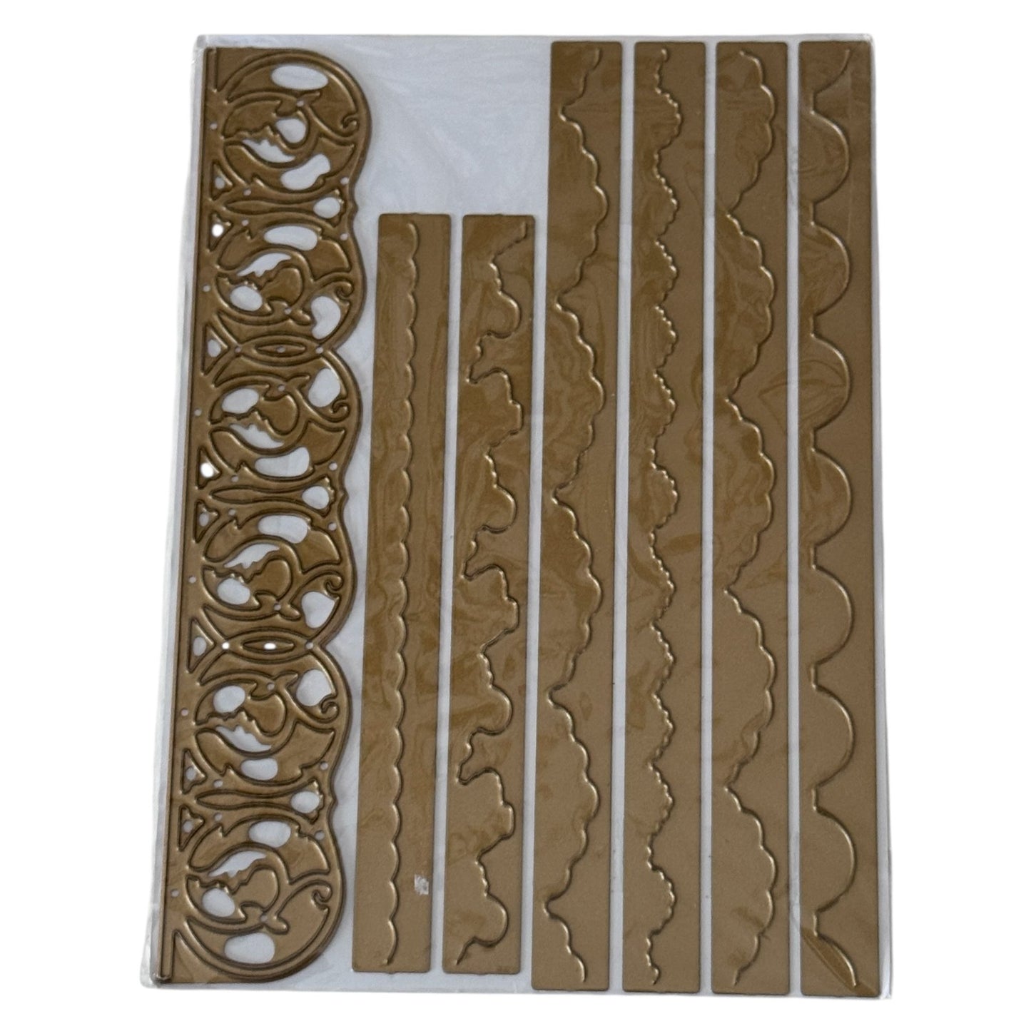 Anna Griffin Cuttlebug Die Set Laced Trimmings Lace Border Cutting and Embossing Dies Cardmaking Scalloped