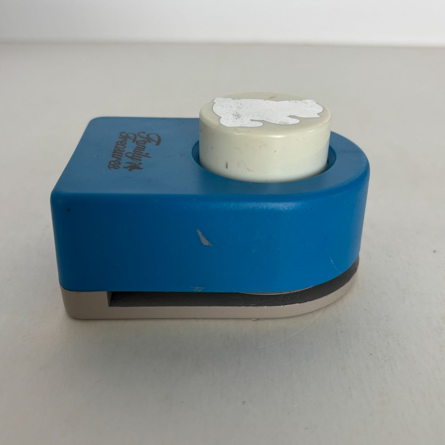 Family Treasures Paper Punch Teddy Bear Profile Silhouette Craft Diecut 1Inch