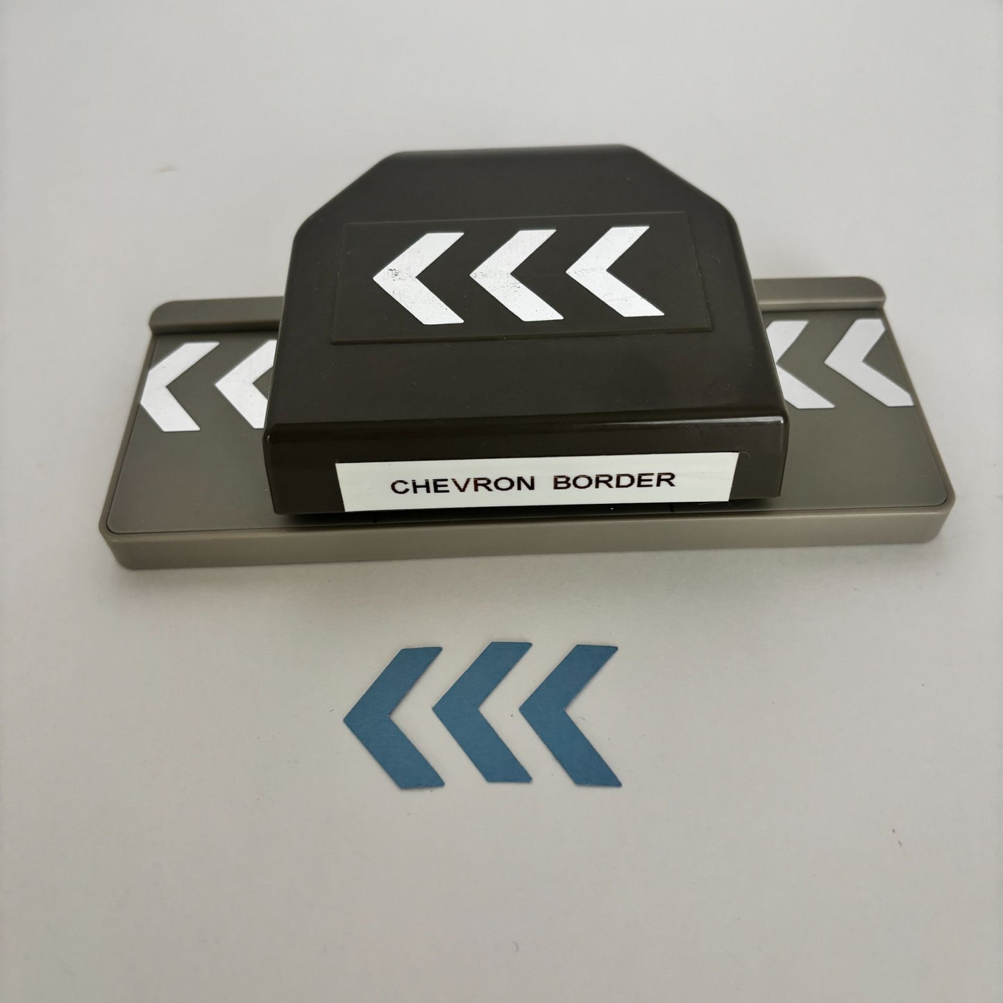 Stampin Up Paper Punch Chevron Border Arrow Tool Scrapbooking Card Making Crafts