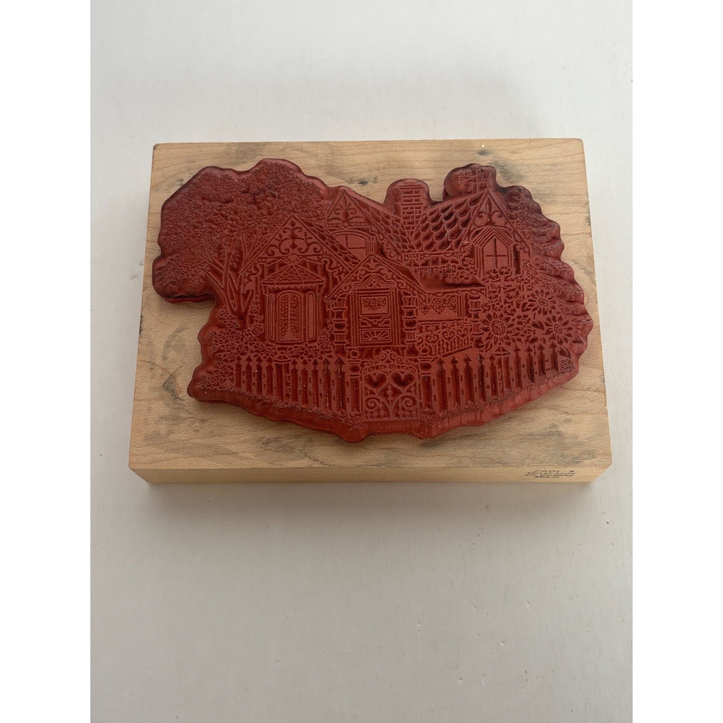 PSX Rubber Stamp Victorian Cottage Heart Gate Garden Fence Card Making K-1097