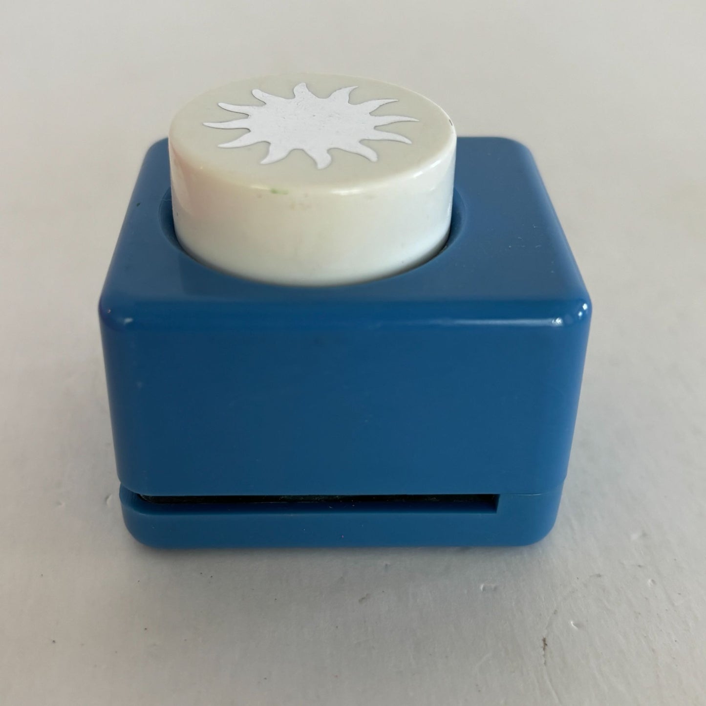 Sunburst Paper Punch Sun Shape Sunshine Happiness Craft Card Making Scrapbooking