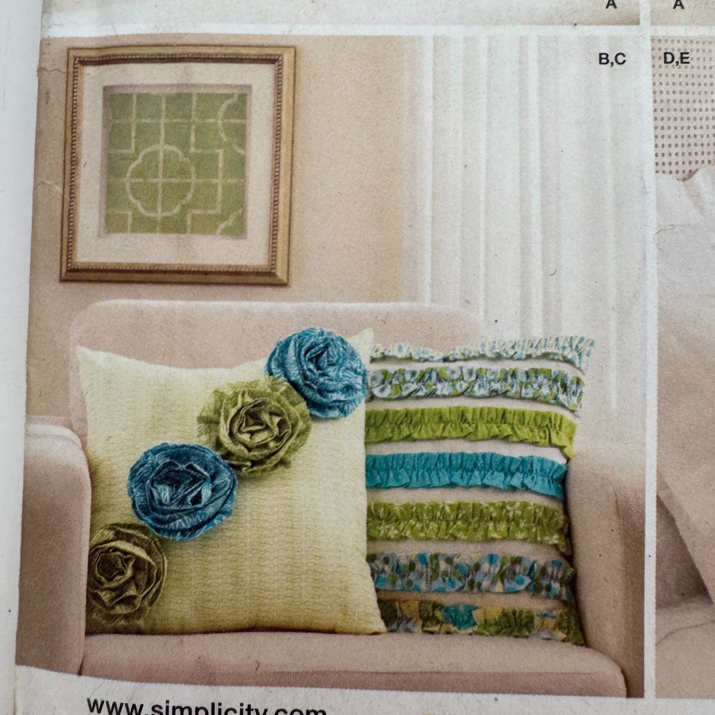Simplicity Sewing Pattern 1679 Pillows Square Ruffles Couch Bedroom Home Decor