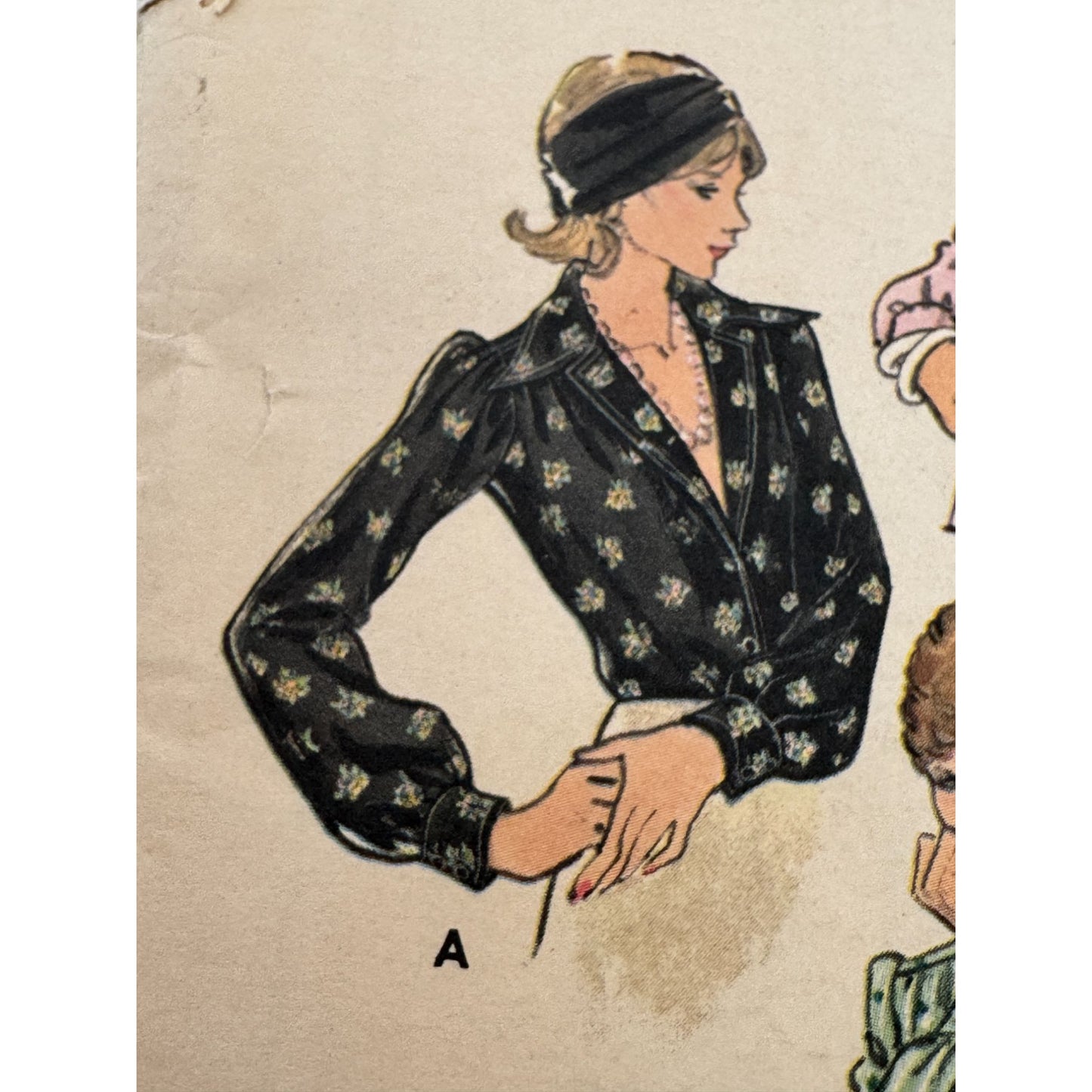 Butterick Sewing Pattern 3220 Misses Blouse Bowed Collar 12 Uncut 1970s Vintage