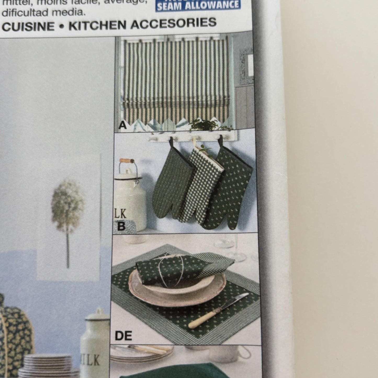 Burda Sewing Pattern 8125 Creative Kitchen Accessories Apron Napkins Valance Bag