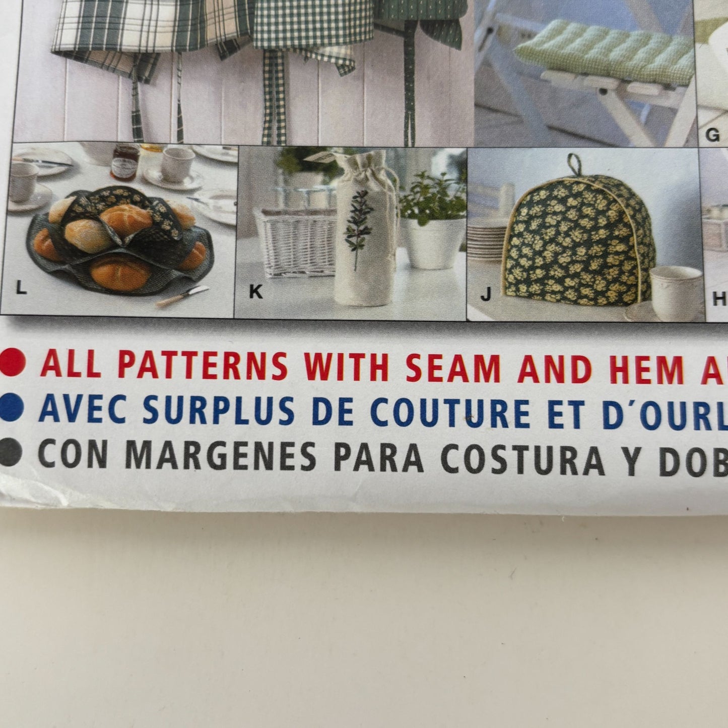 Burda Sewing Pattern 8125 Creative Kitchen Accessories Apron Napkins Valance Bag