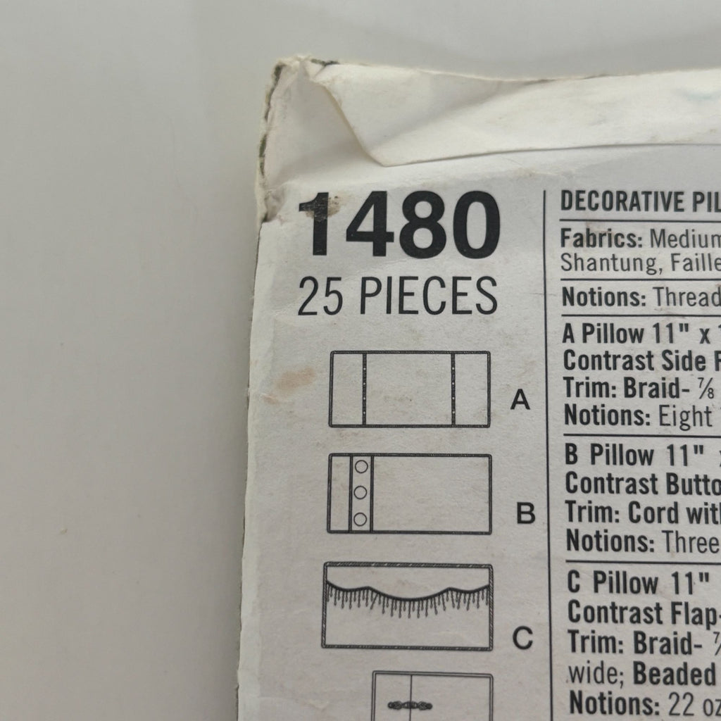 Simplicity Sewing Pattern 1480 Decorative Pillows Neck Rolls Home Decor Uncut