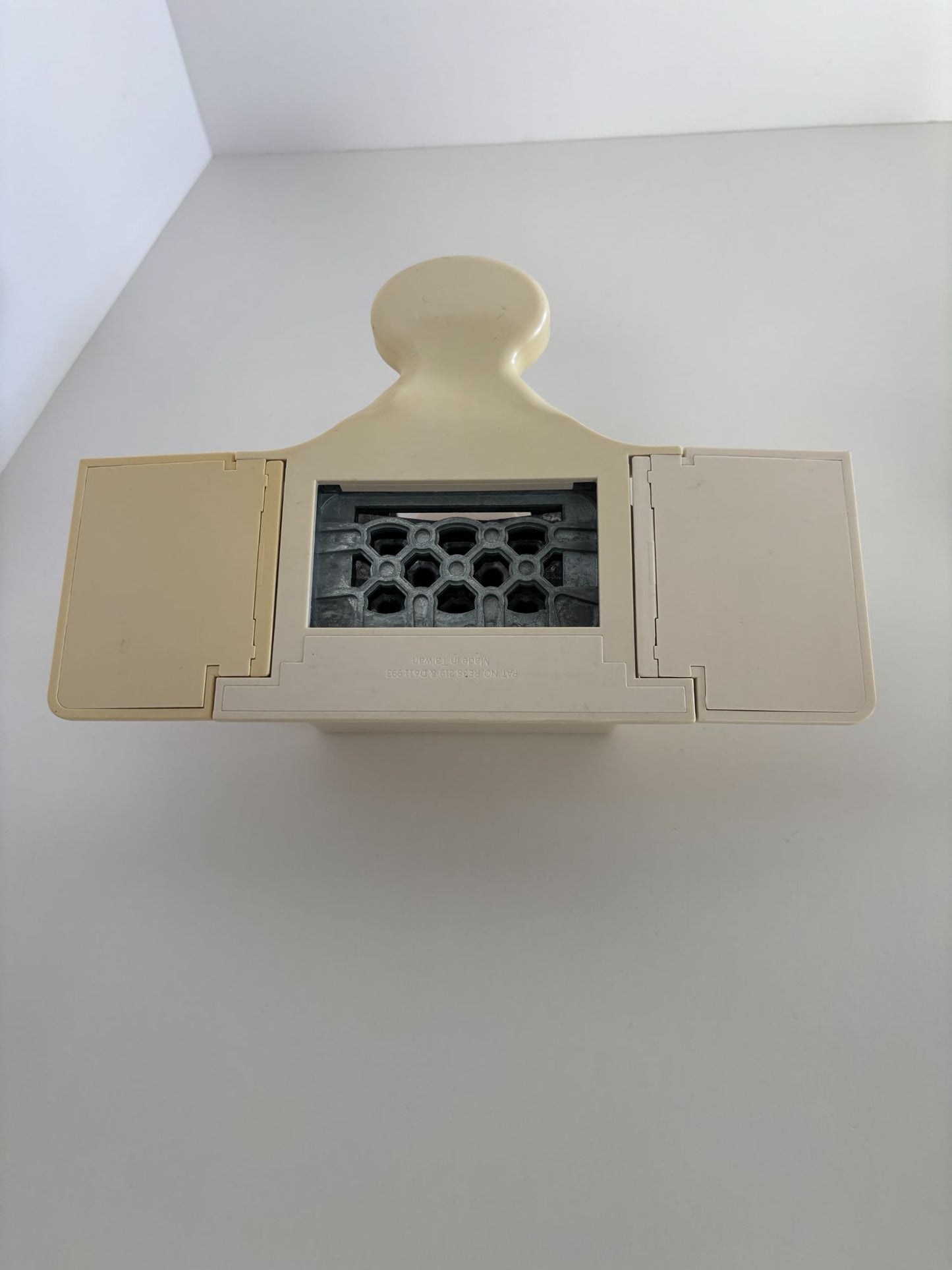 Martha Stewart Paper Punch Set Triple Chain Large Punch Around the Page Corner