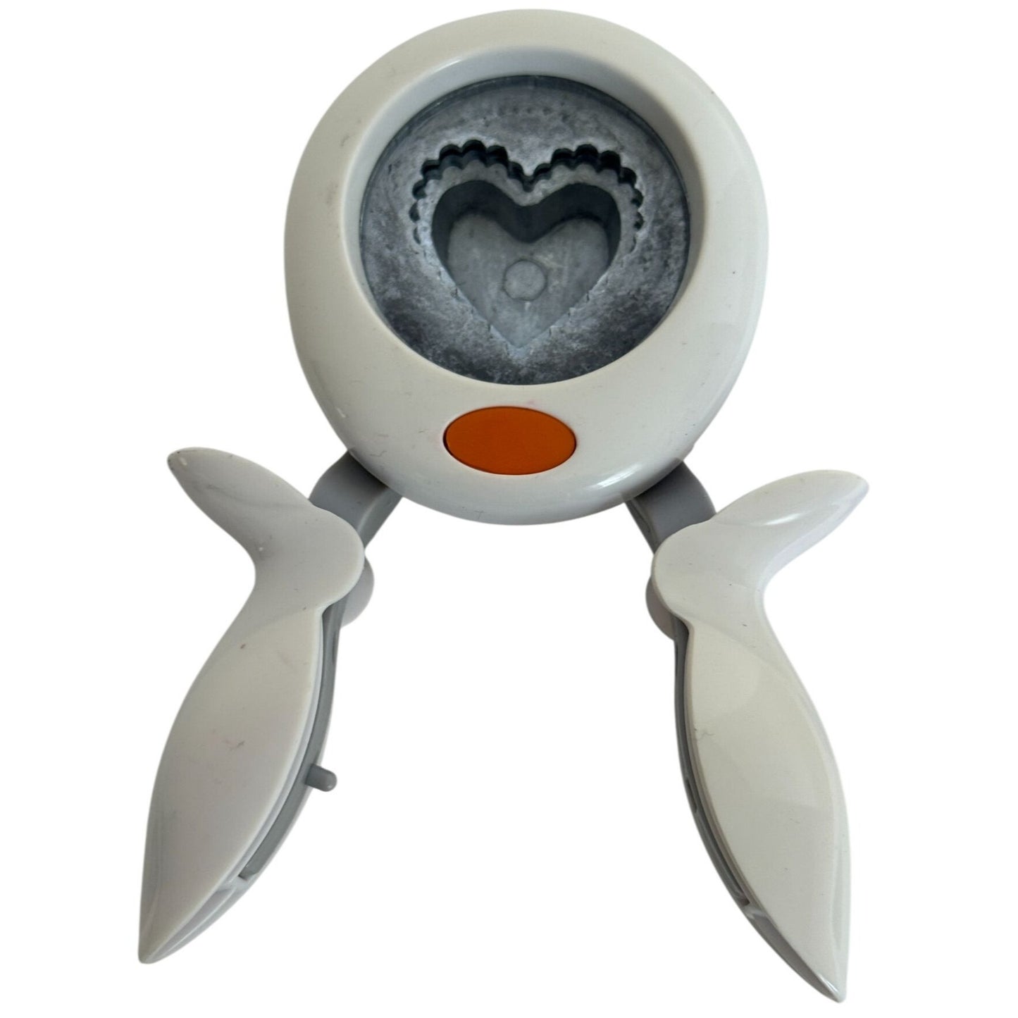 Fiskars Heart Lever Squeeze Paper Punch My Funny Valentine Zigzag Sawtooth Edge