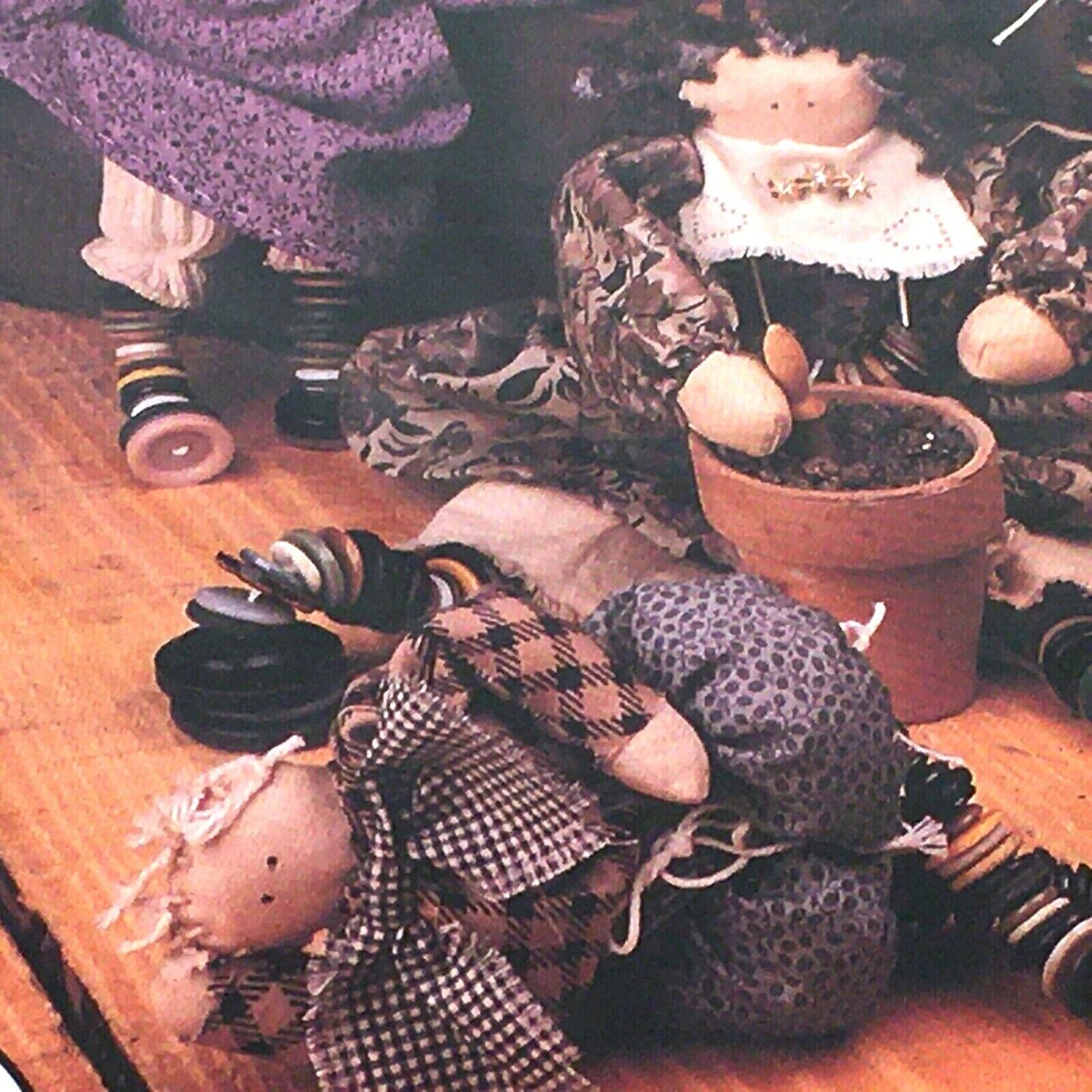 The Buckeye Tree Log o Button Leg Rag Doll Pattern Folk Art Upcycle Buttons 141
