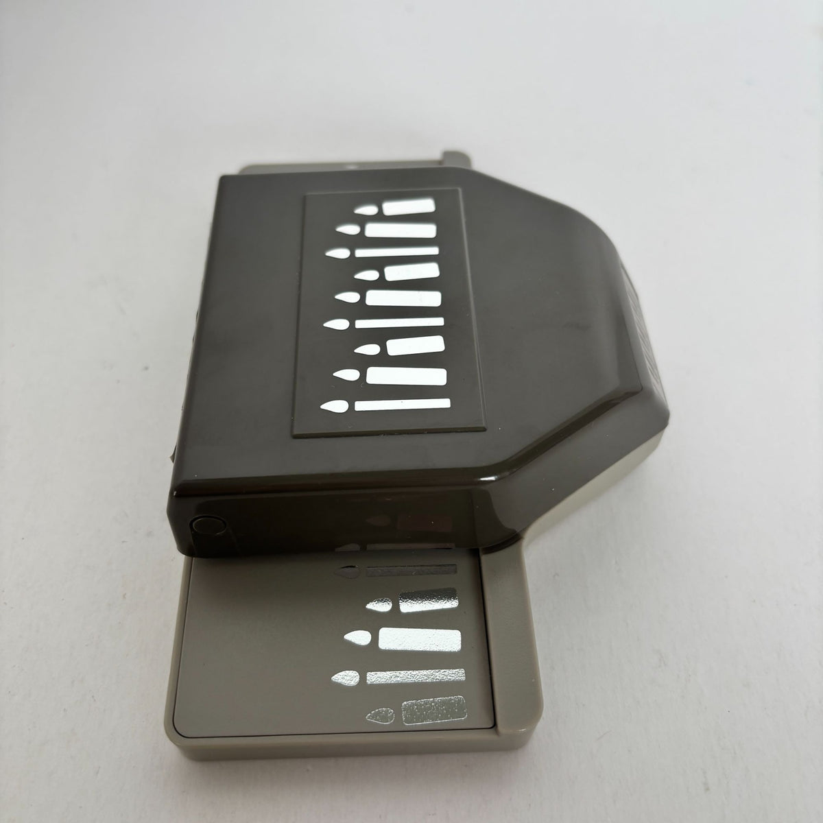 Stampin Up Paper Punch Birthday Candle Border Crafting Scrapbooking Cardmaking Continuous Edge