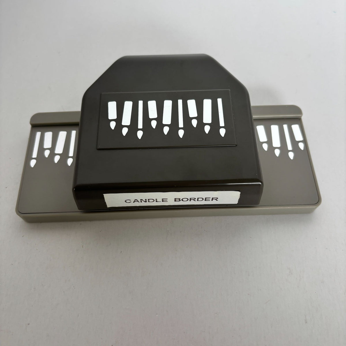 Stampin Up Paper Punch Birthday Candle Border Crafting Scrapbooking Cardmaking Continuous Edge