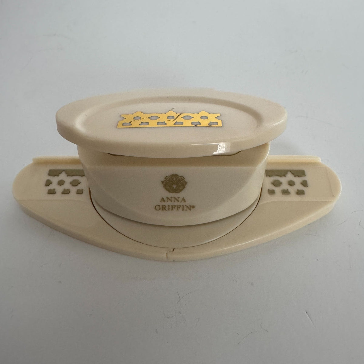 Anna Griffin Paper Punch Border Edge Crafting Tool Cardmaking Decorative Holiday