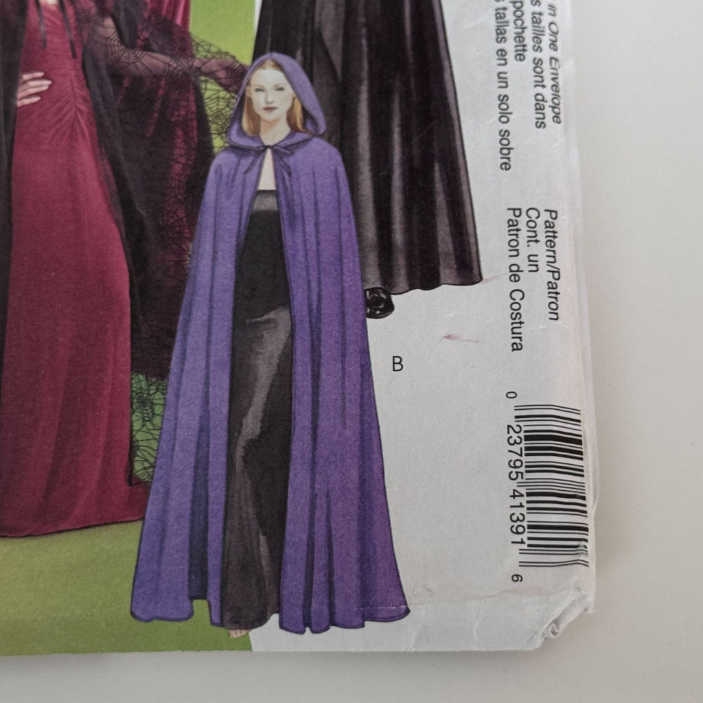 McCalls Sewing Pattern 4139 Hooded Cape Cloak Vampire Gothic Halloween Costume UC Easy S-XL
