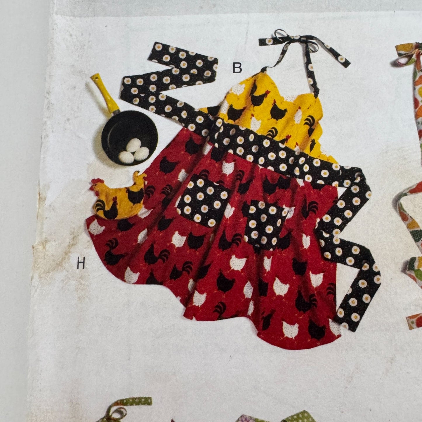 Butterick Sewing Pattern B5765 Halter Kitchen Apron Potholder Holiday S M L 8-18