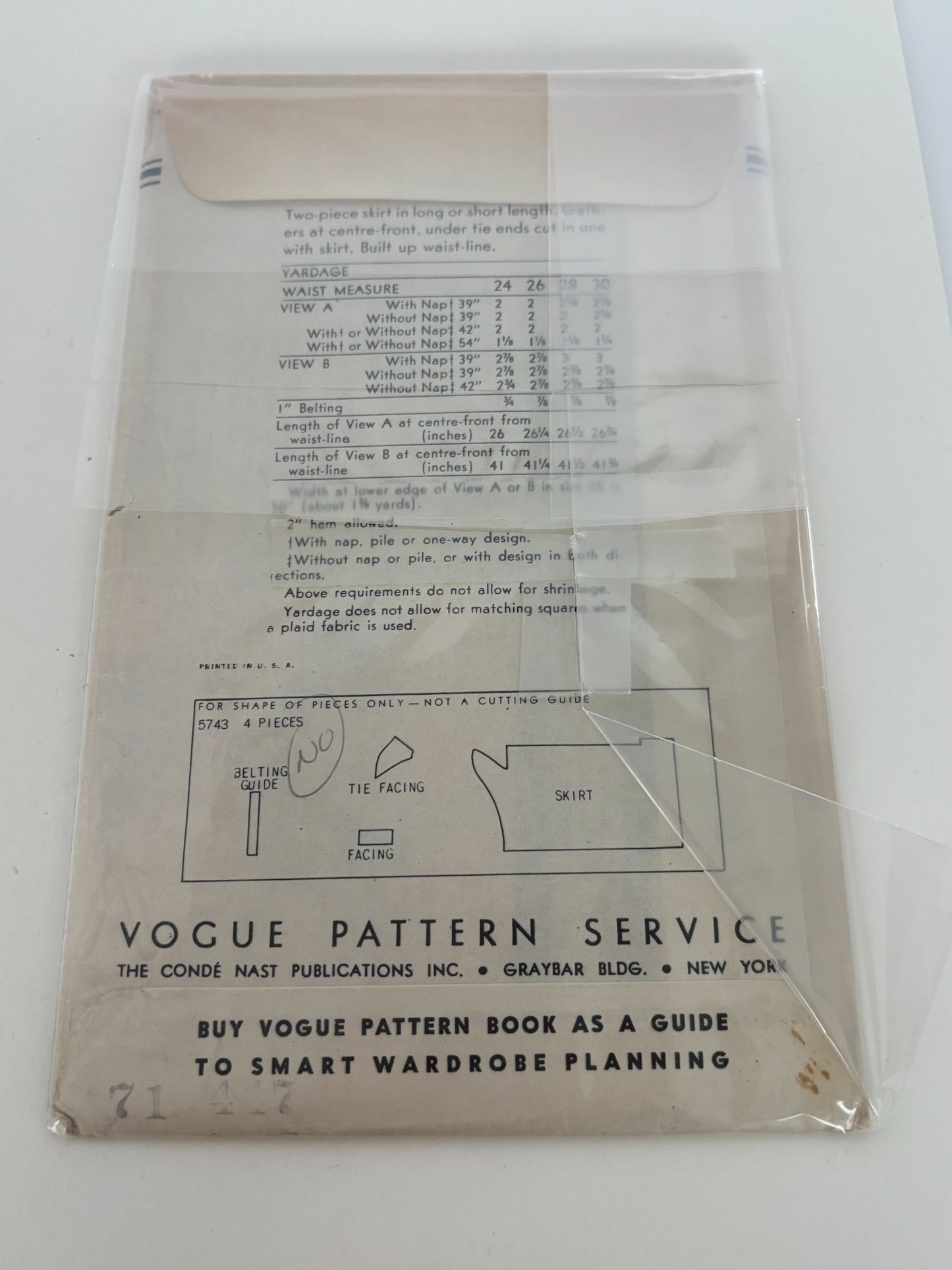 Vogue Sewing Pattern 5743 Long Gathered Skirt 30 Inch Waist 1940s Vintage Rare