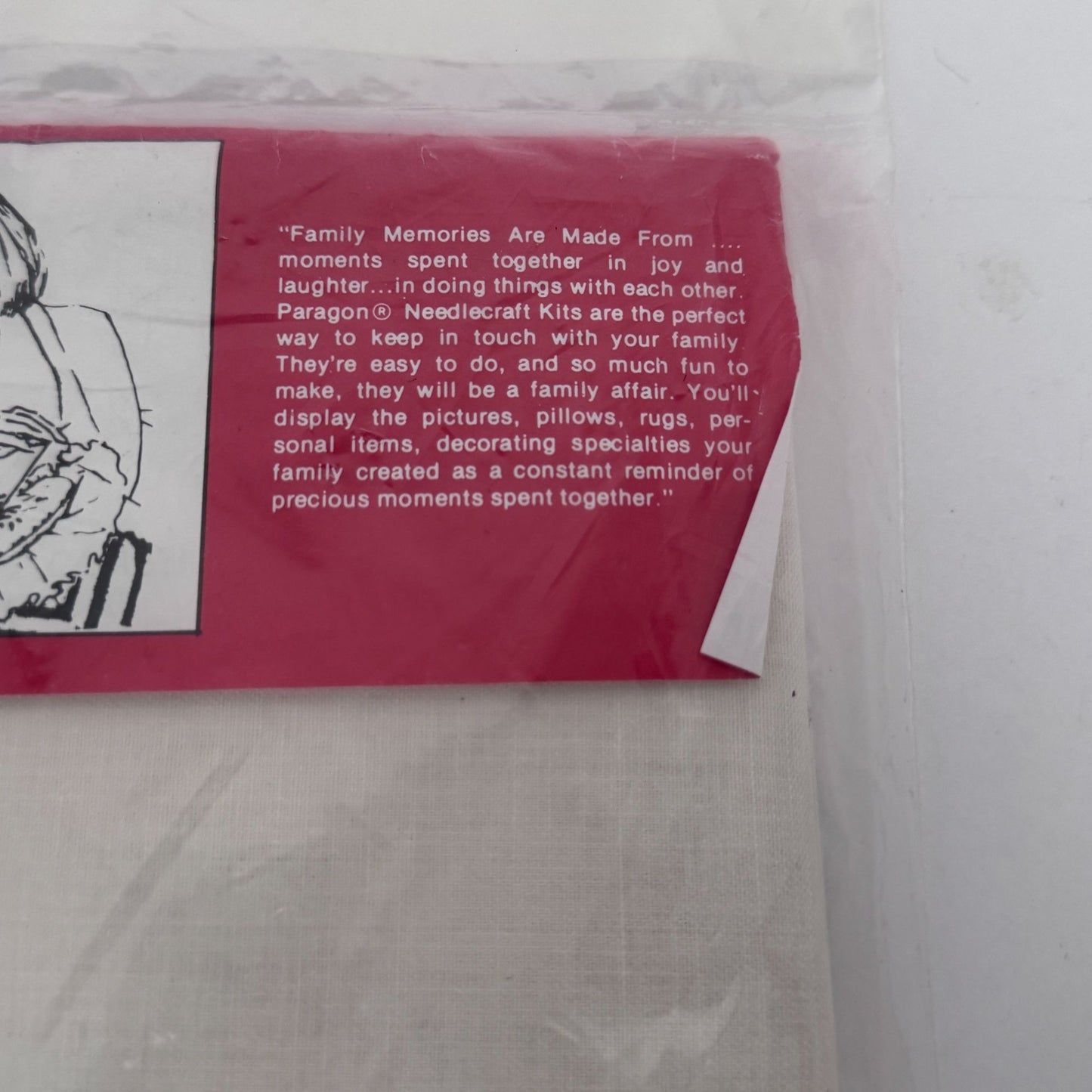Paragon Needlecraft Christmas Skirt Kit Candlewick Needlework Vintage 44 inch