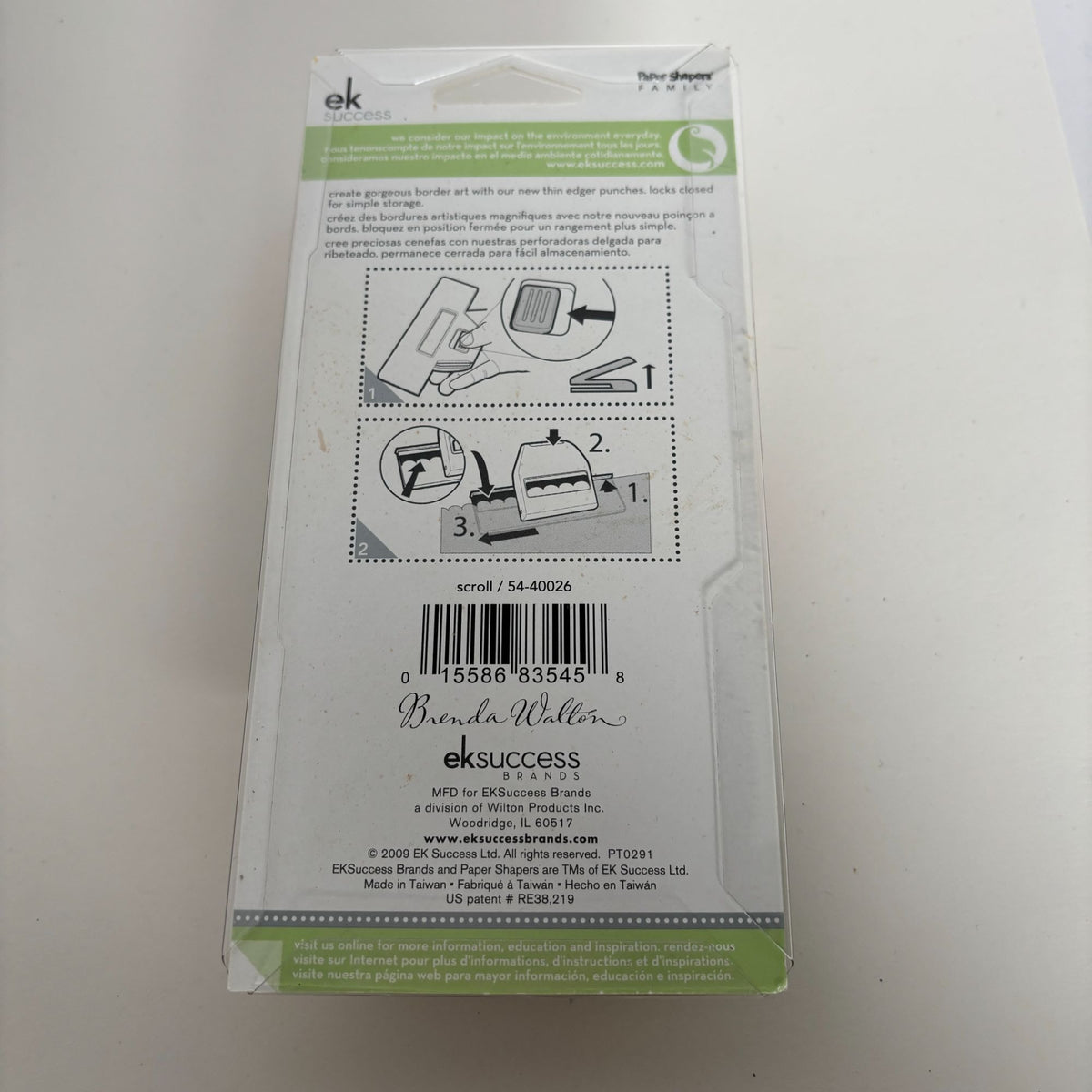 EK Success Edger Punch Scroll Border Paper Punch Scrapbooking Tool Cardmaking Edge Sleek Decorative