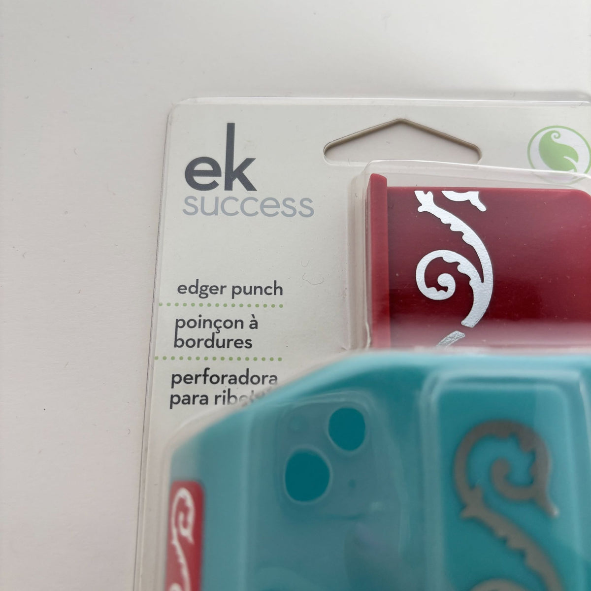 EK Success Edger Punch Scroll Border Paper Punch Scrapbooking Tool Cardmaking Edge Sleek Decorative