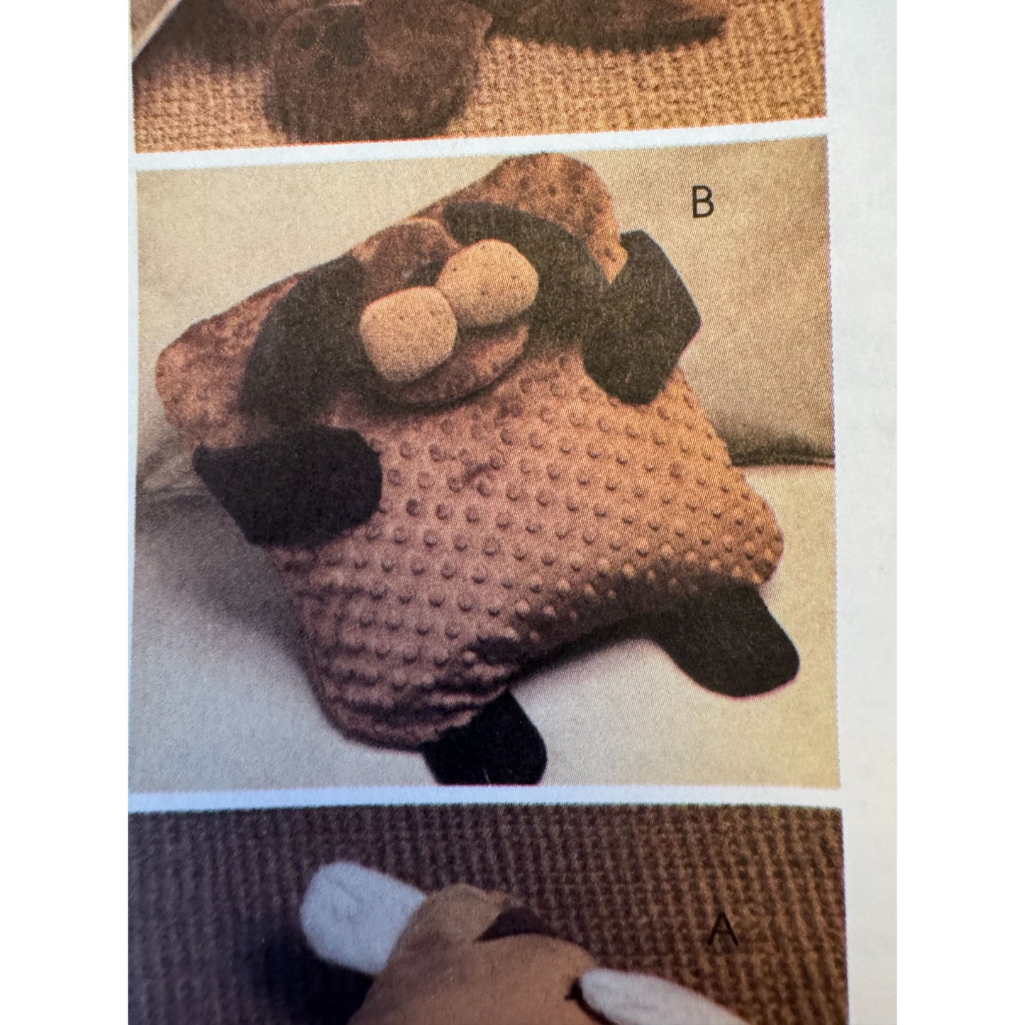 McCalls Crafts Sewing Pattern M5128 Plush Pets Cat Neck Pillow Dog Travel Uncut