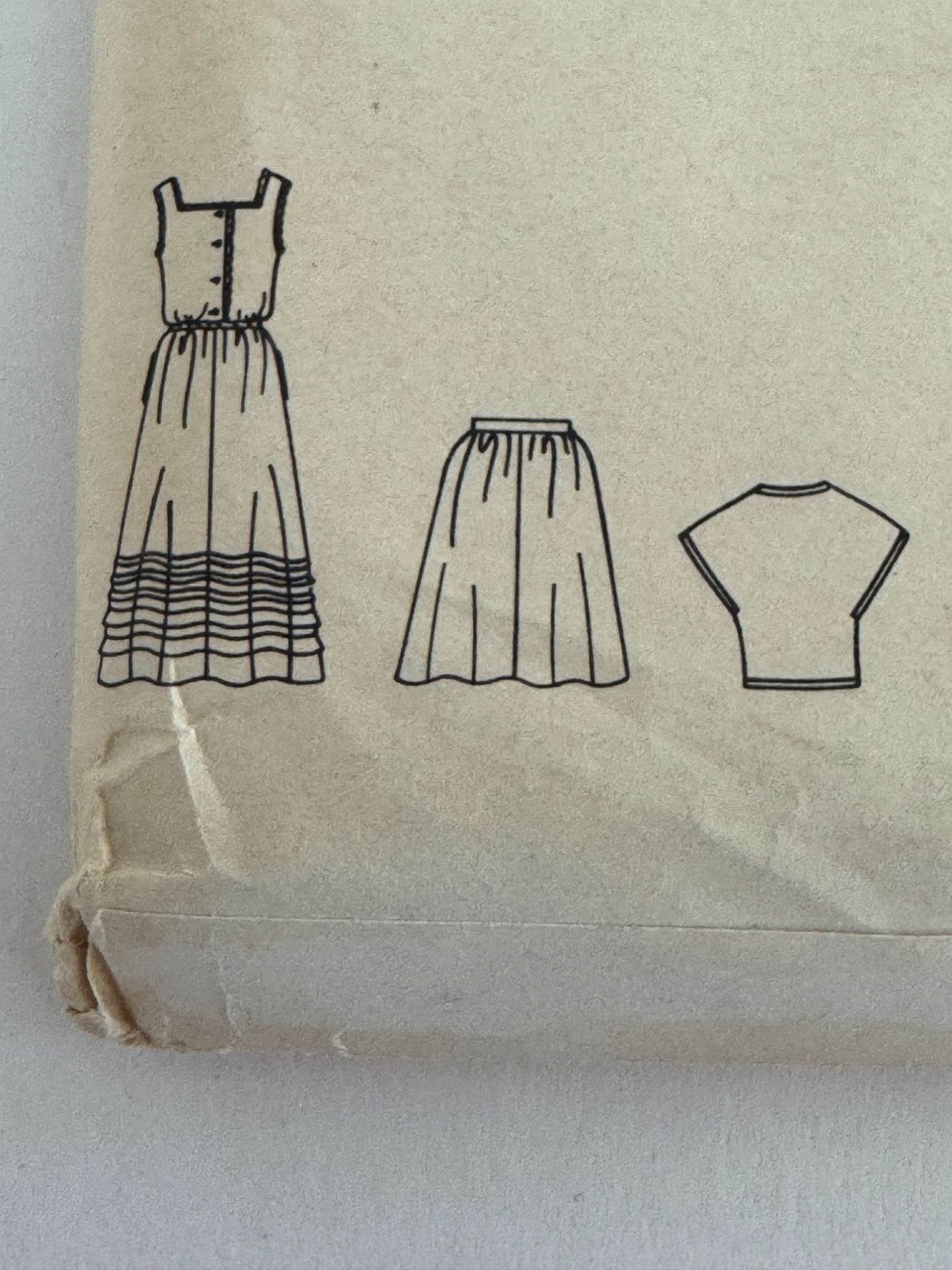 Vogue Sewing Pattern 8299 1980s Full Skirt Summer Dress Fit and Flare 8 UC Rare