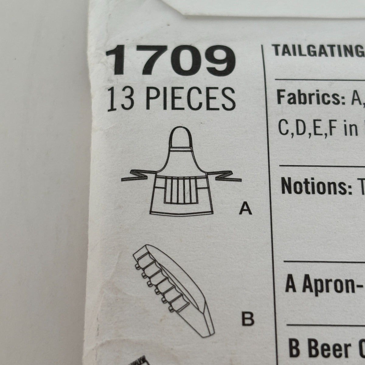 Simplicity Sewing Pattern 1709 Football Fan Apron Cooler Cover Beer Can Holder