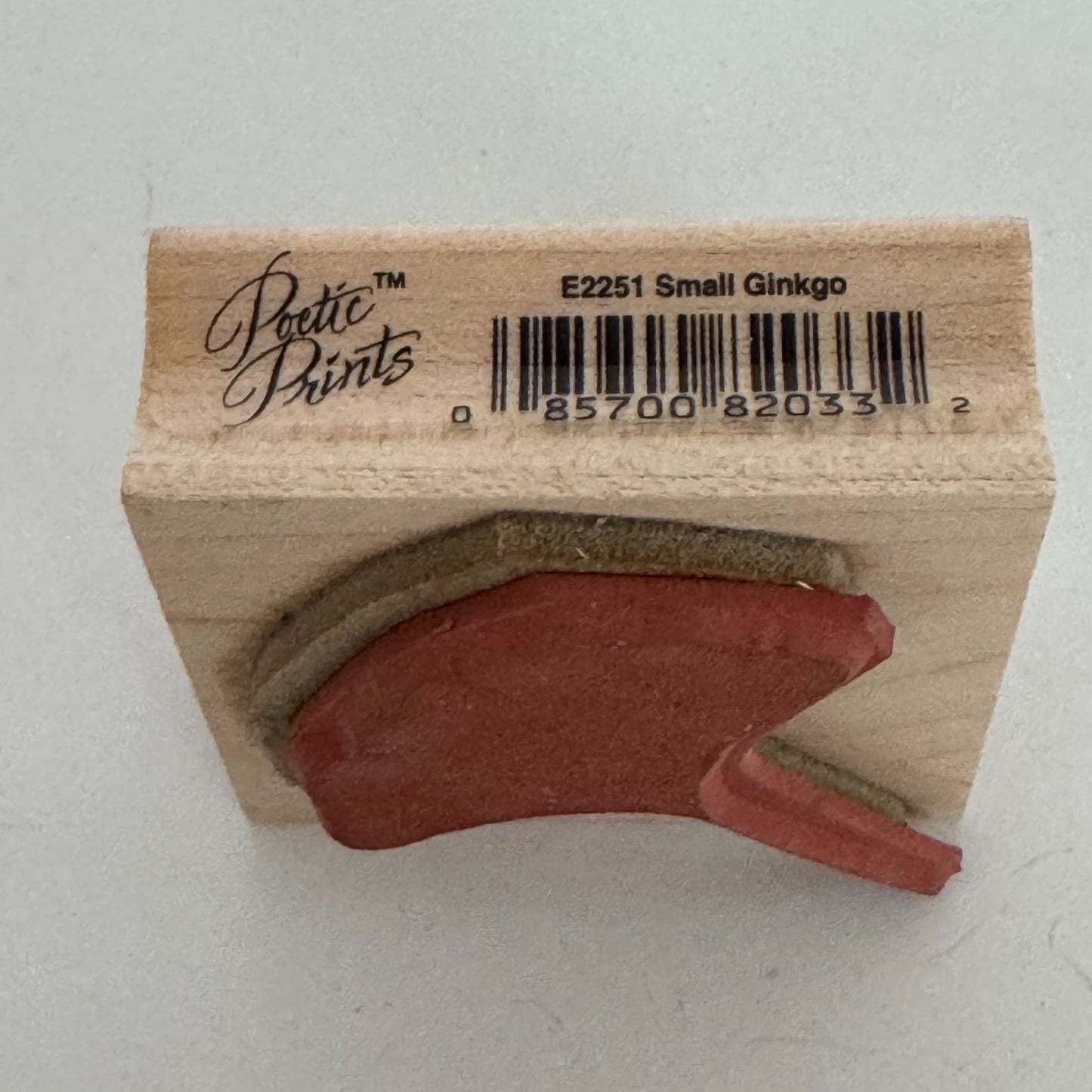 Hero Arts Rubber Stamp Small Ginkgo Leaf Garden Nature Wood Mounted Craft E2251