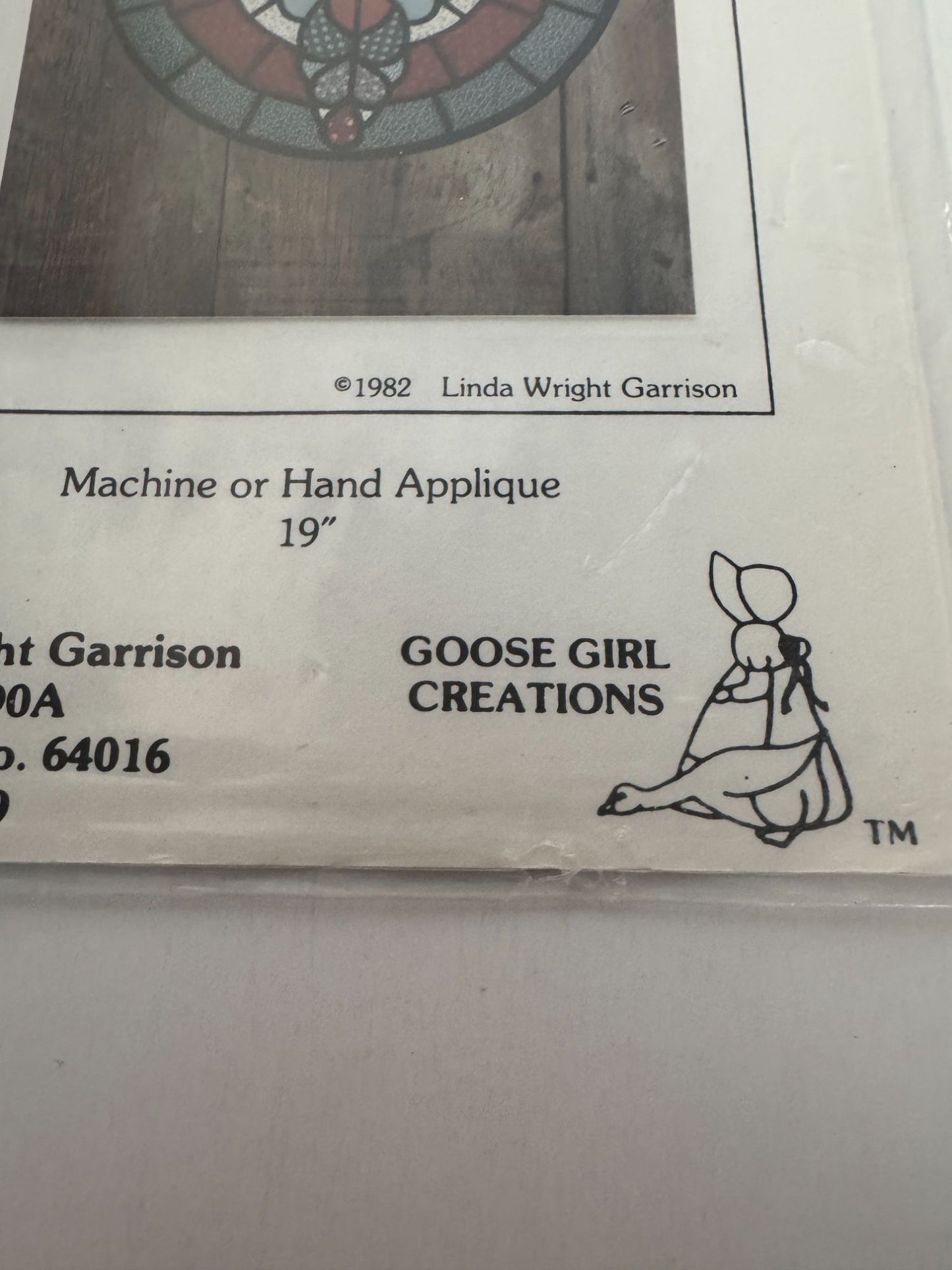 Garrison Goose Girl Creations Quilting Pattern Round Quilted Stained Glass 1980s