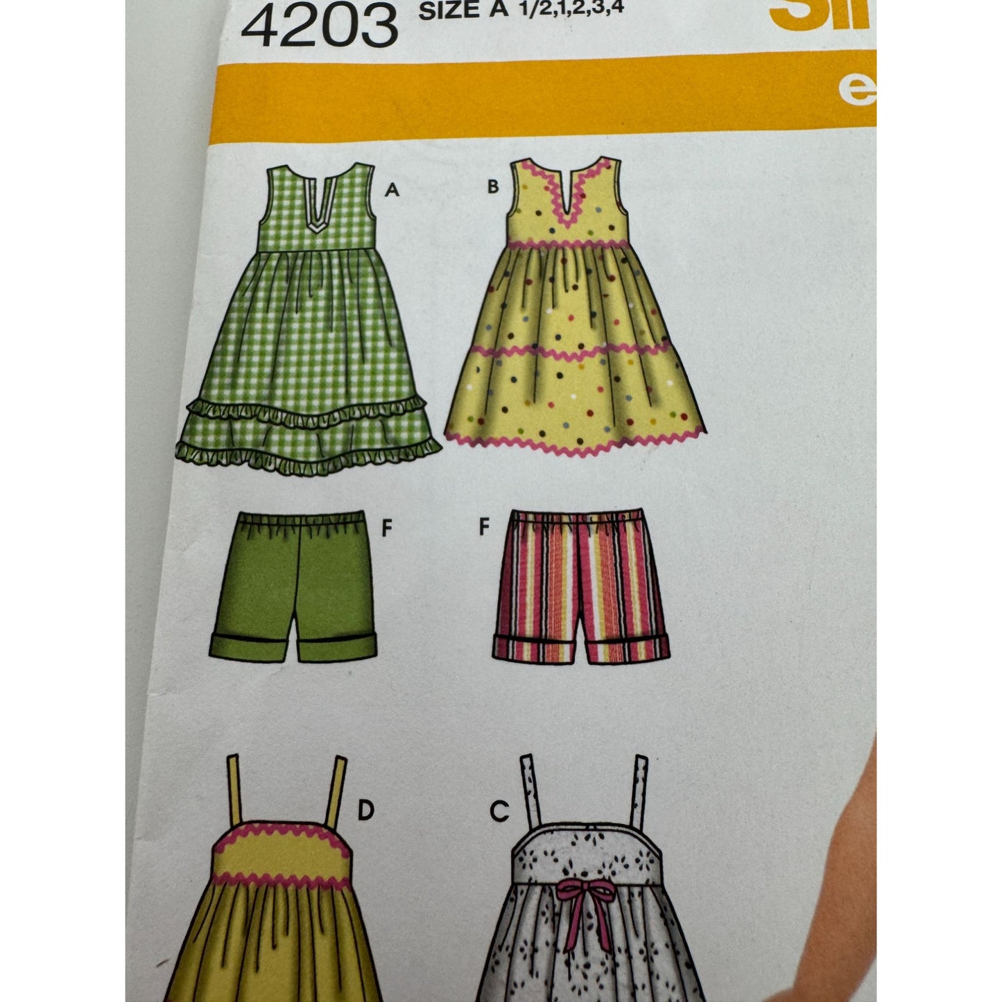 Simplicity Sewing Pattern 4203 Toddler Easy Dress Top Cropped Pants Shorts 1/2-4
