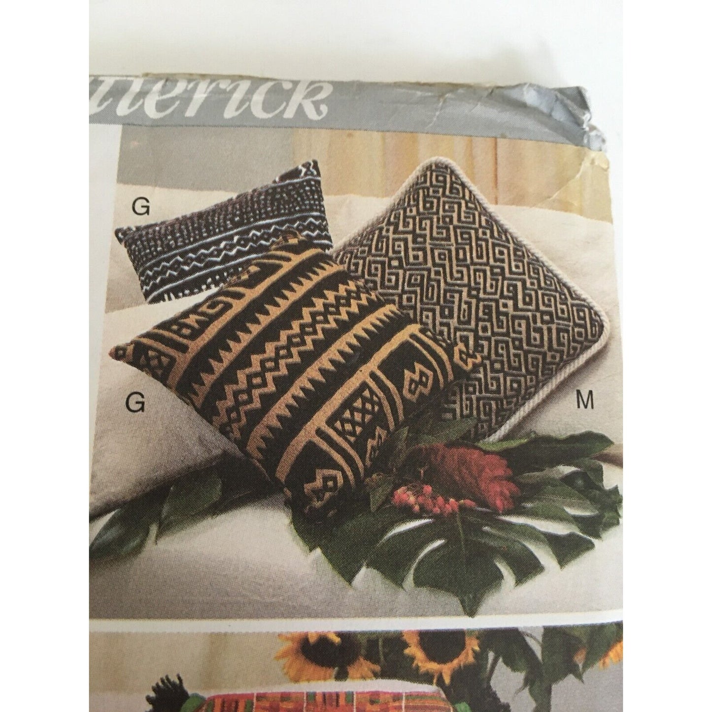 Butterick Sewing Pattern 3818 Home Decor 13 Pillows or Pillow Covers Uncut