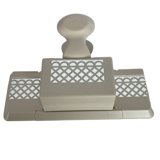 Martha Stewart Paper Punch GARDEN TRELLIS Gate Lattice Deep Edge Chain Craft