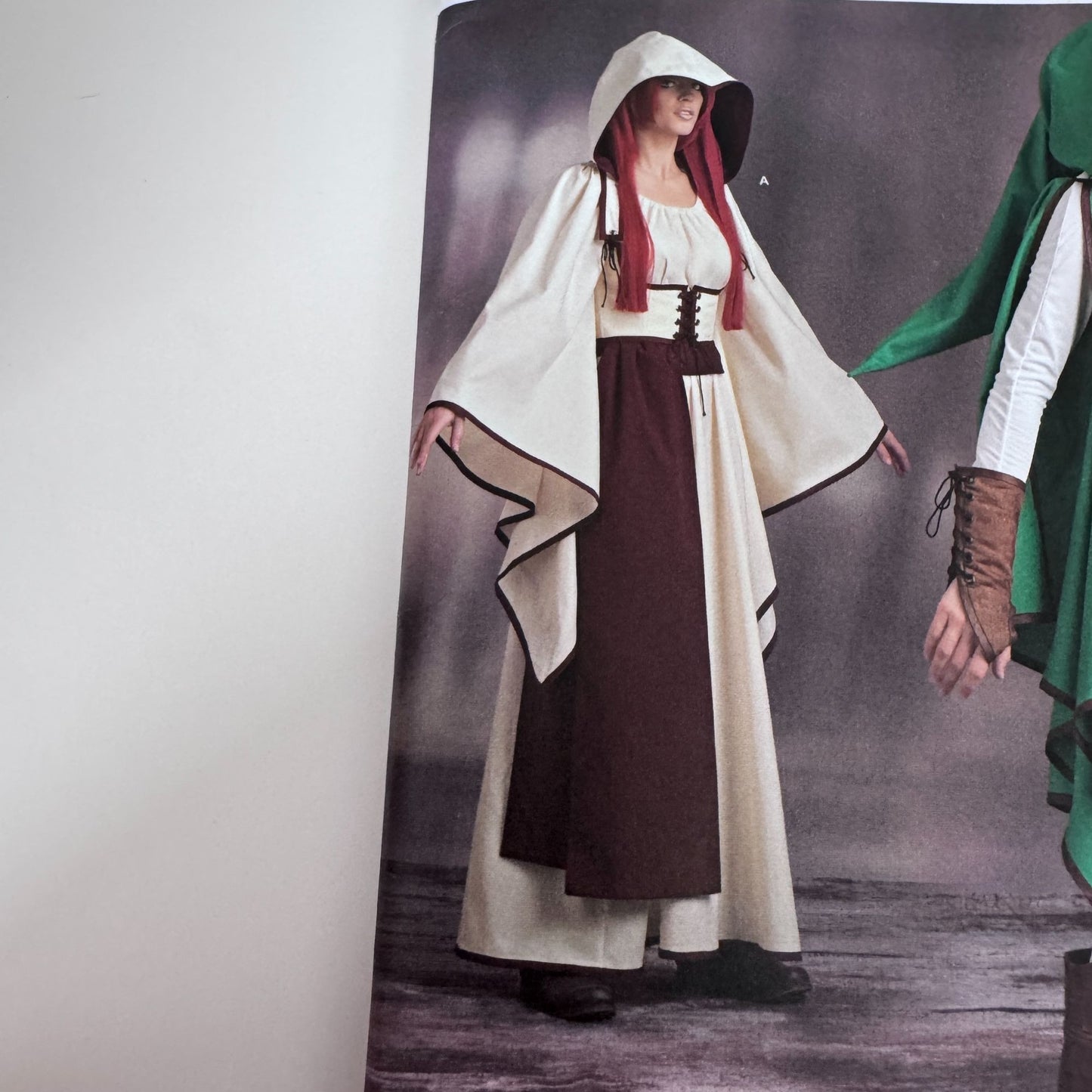 Simplicity Sewing Pattern 8199 Medieval Costume Fantasy Cloak Dress Renaissance Cosplay 14-22 Uncut