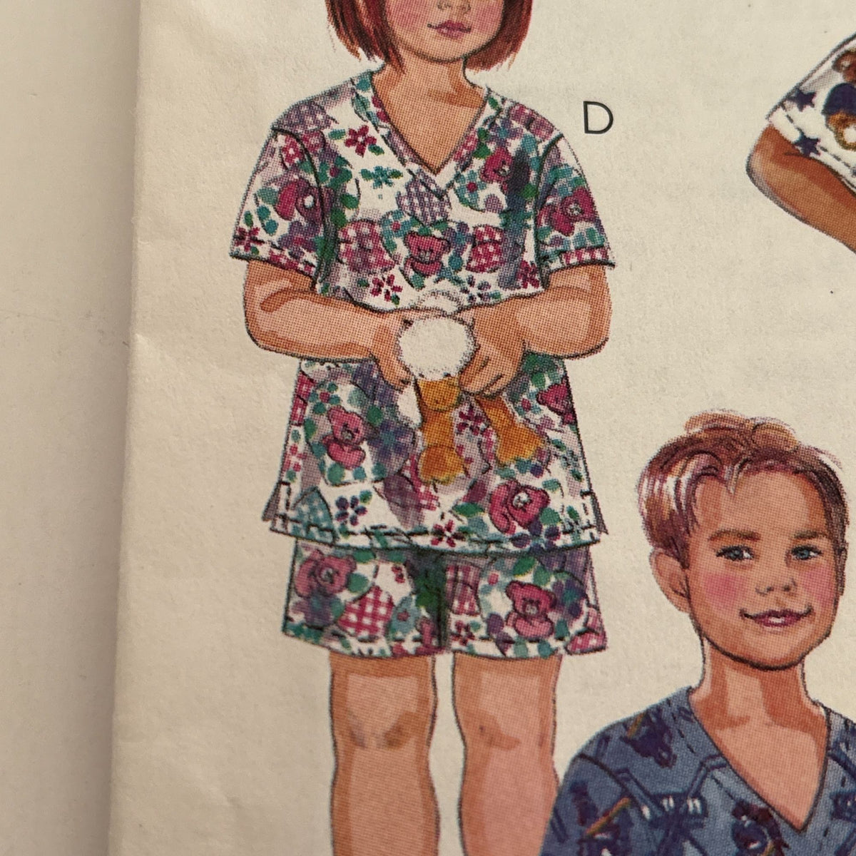 McCalls Sewing Pattern 3016 Childrens Pajamas Nightshirt Top Pants Shorts M L UC