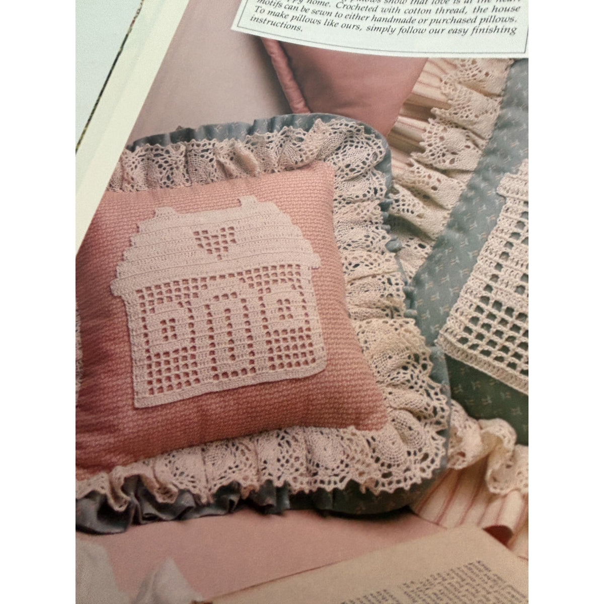 Leisure Arts Magazine June 1990 Cross Stitch Sweater Embroidery Crochet Doily