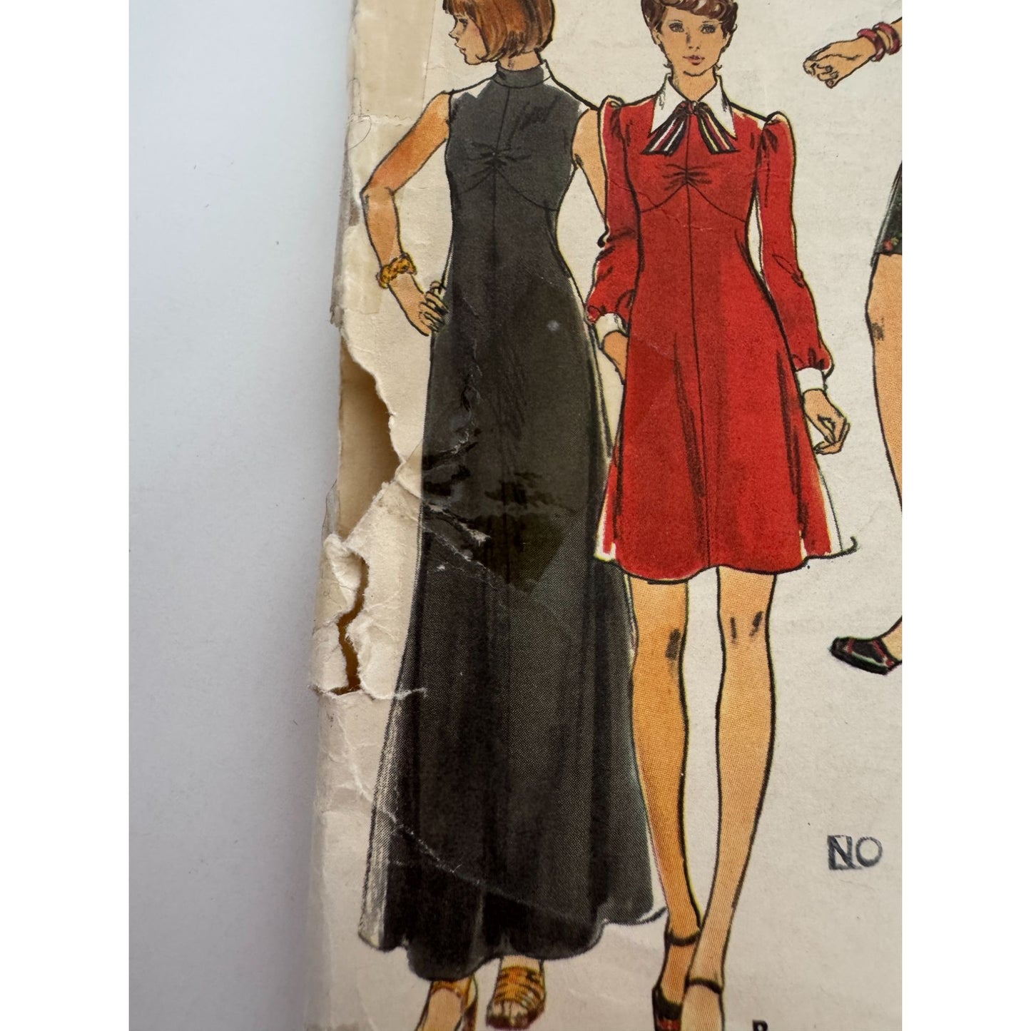 Butterick Sewing Pattern 3434 Slightly Flared Dress Size 14 Bust 36 Uncut 1970s